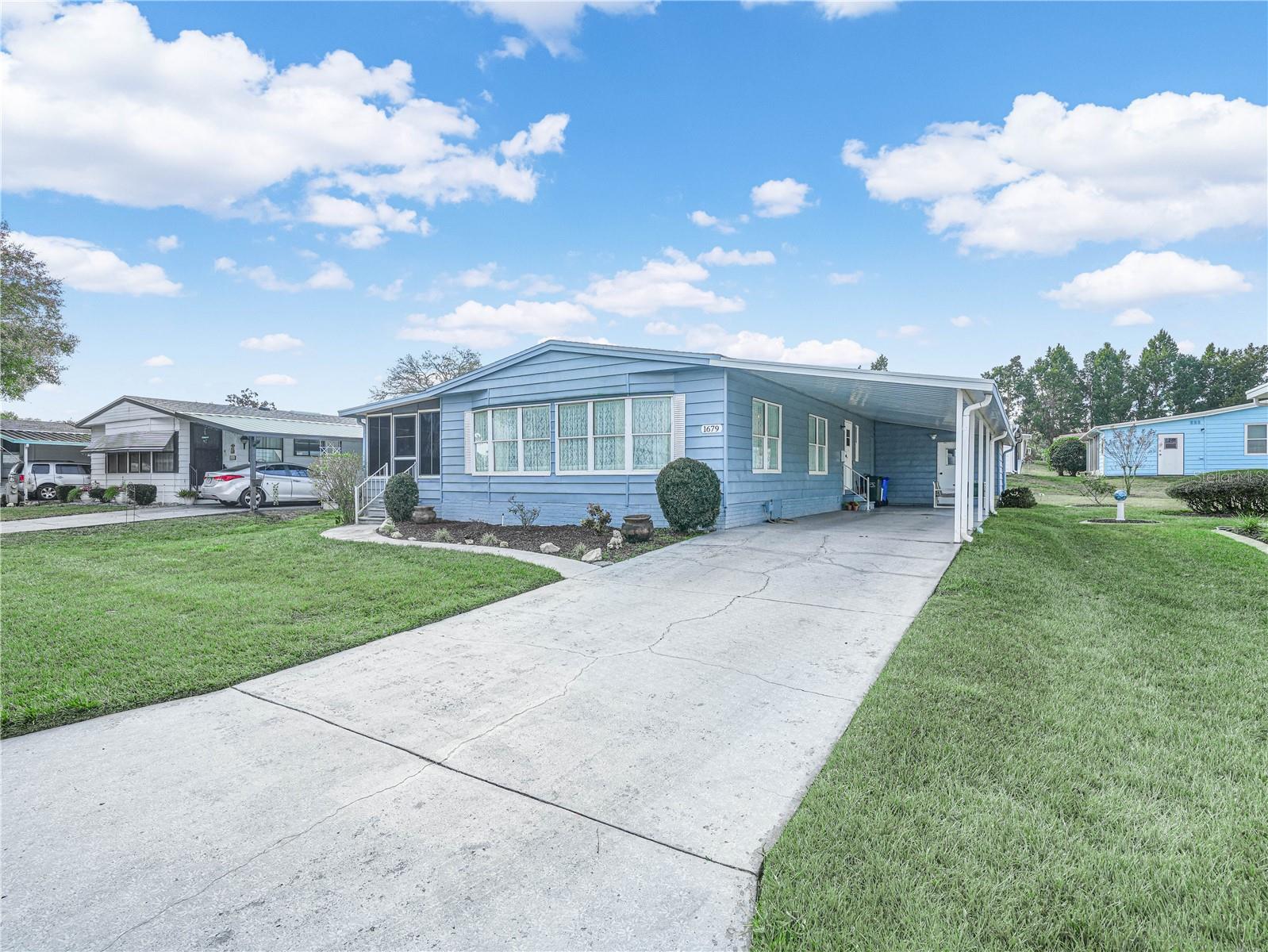 Photo of 1679 FOXWAY DRIVE LAKELAND FL 33810