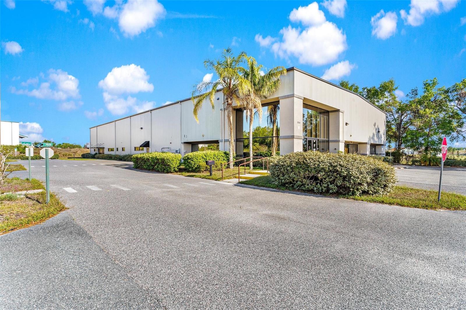 Photo of 1904 THOMAS AVENUE #102 LEESBURG FL 34748