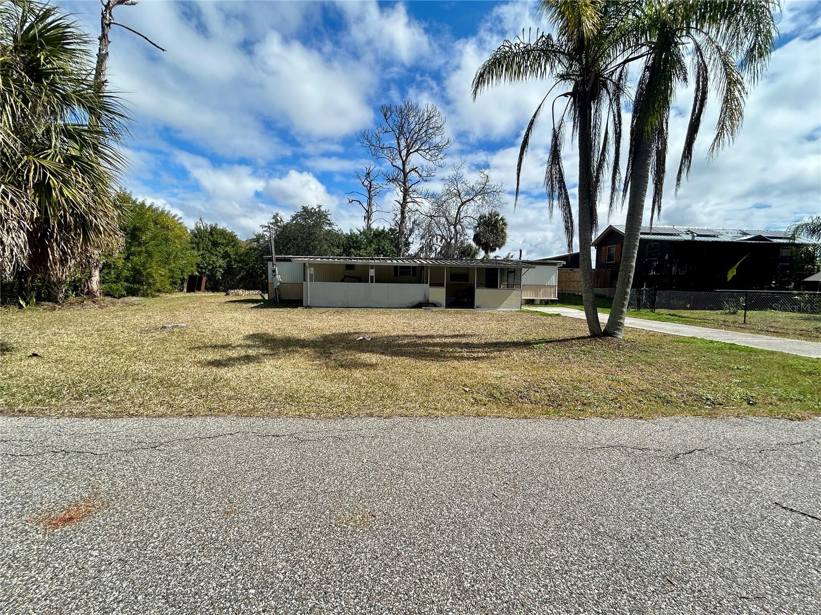 Photo of 6116 COUNTRYMAN LANE NEW PORT RICHEY FL 34652