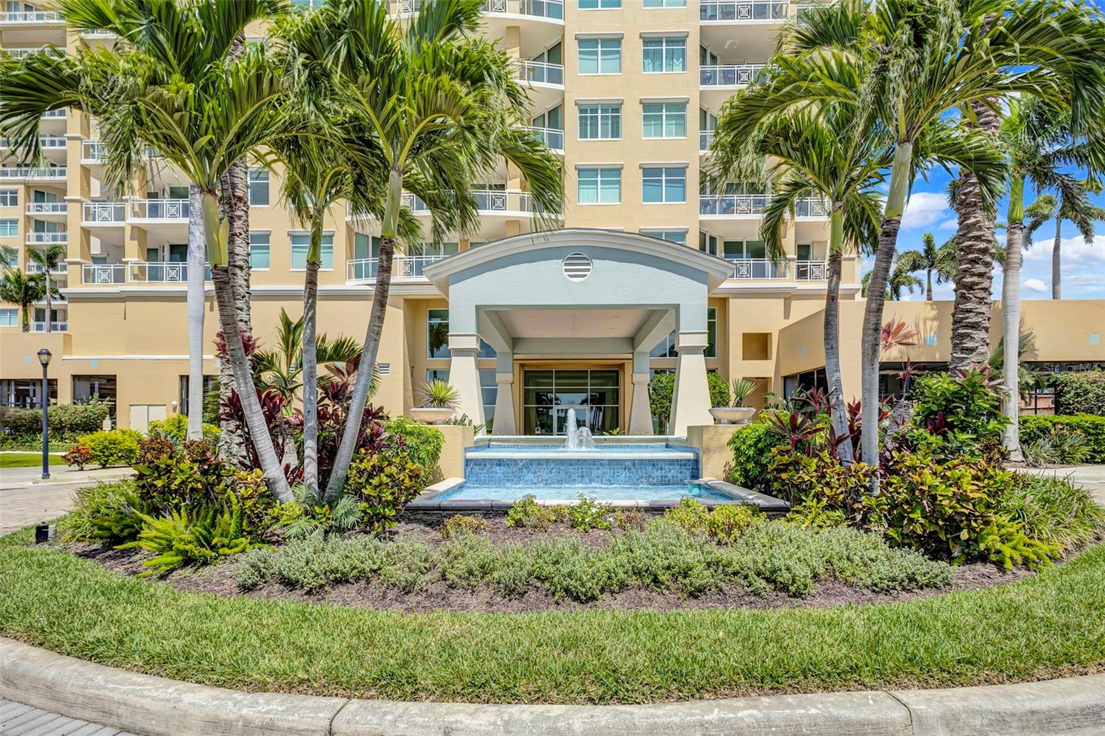 Photo of 130 RIVIERA DUNES WAY #506 PALMETTO FL 34221