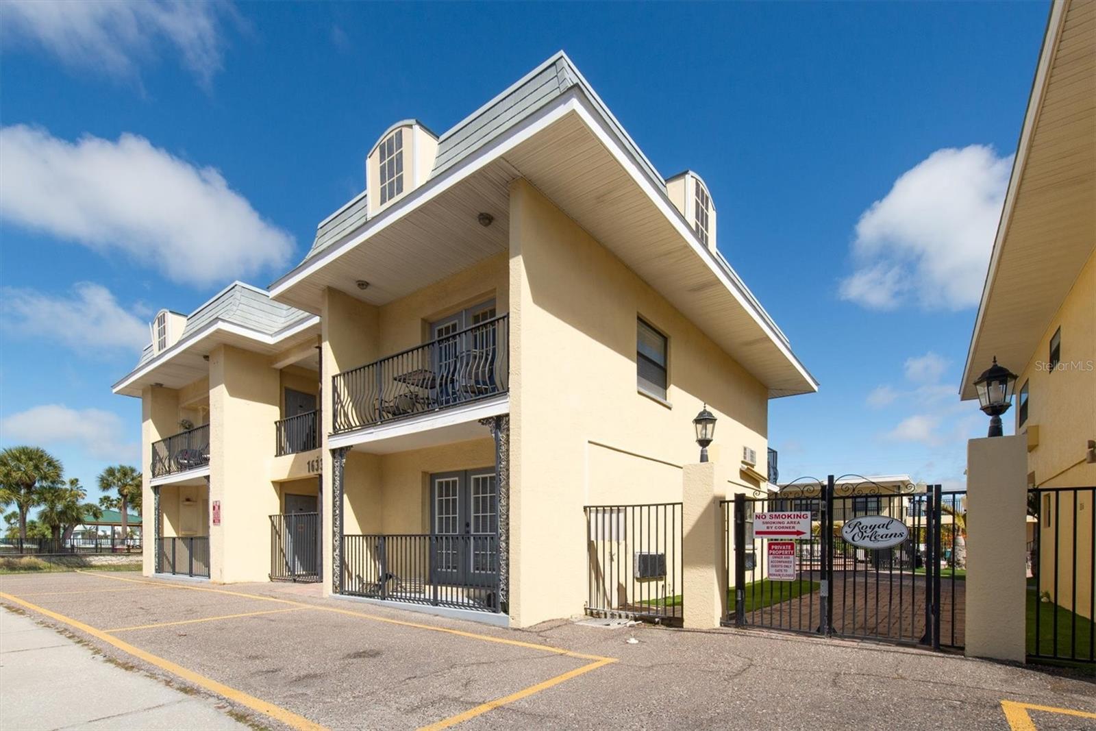 Photo of 16333 GULF BOULEVARD #201 REDINGTON BEACH FL 33708