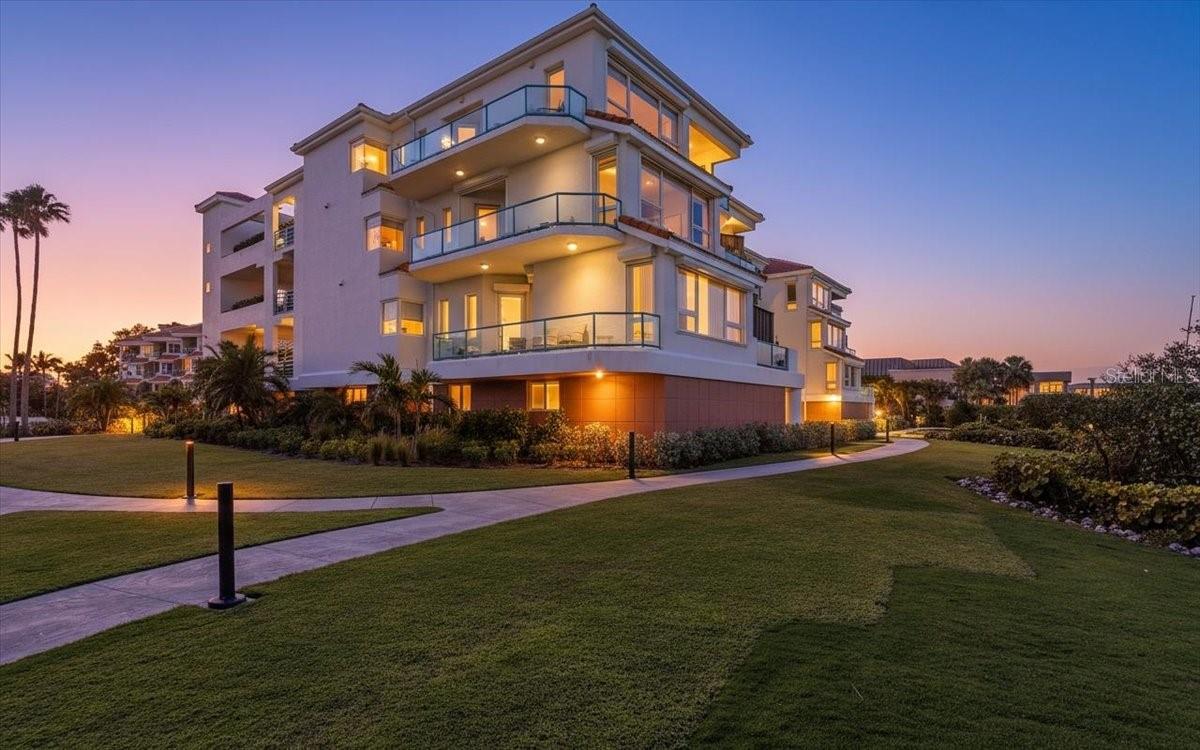 Photo of 380 GULF OF MEXICO DRIVE #515 LONGBOAT KEY FL 34228