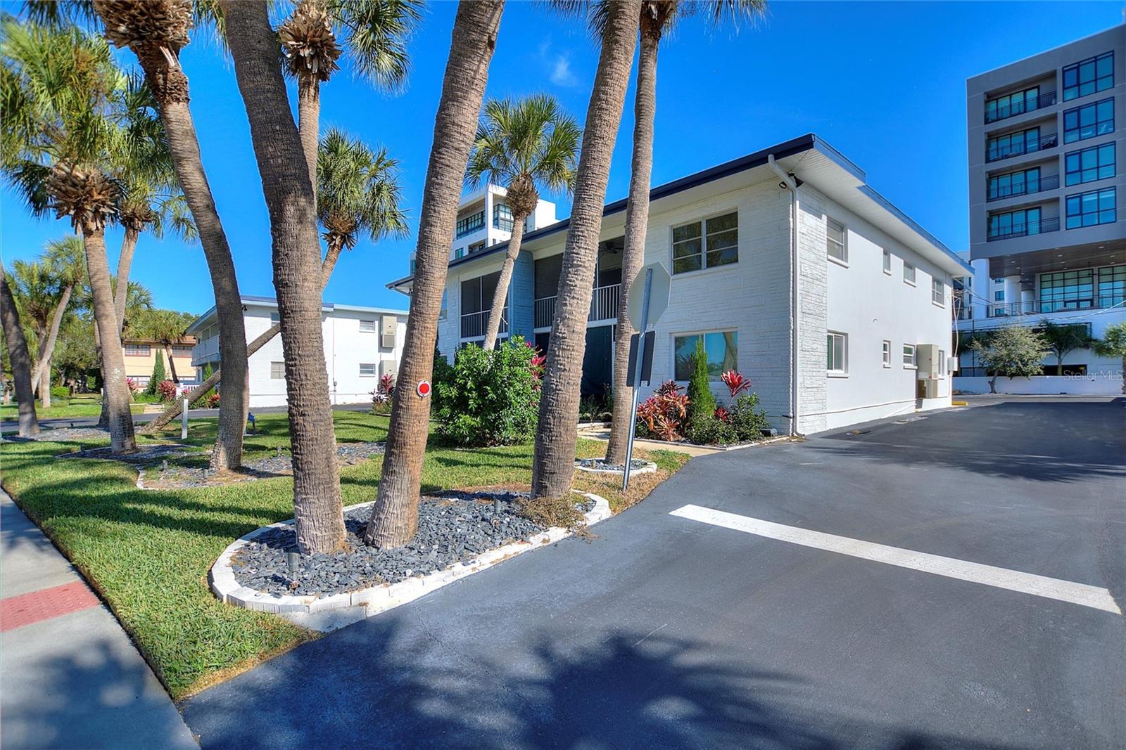 Photo of 4300 37TH STREET #4 ST PETERSBURG FL 33711
