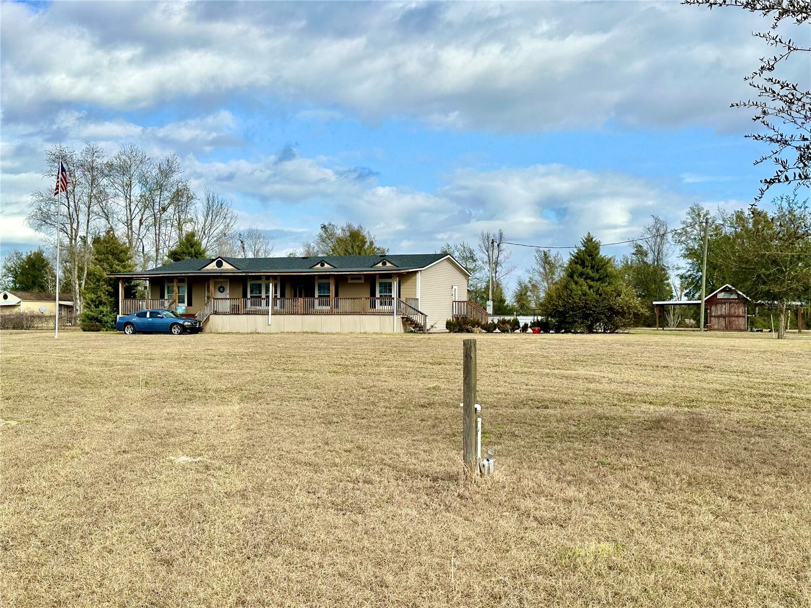 Photo of 237 SW BARON GLEN FORT WHITE FL 32038