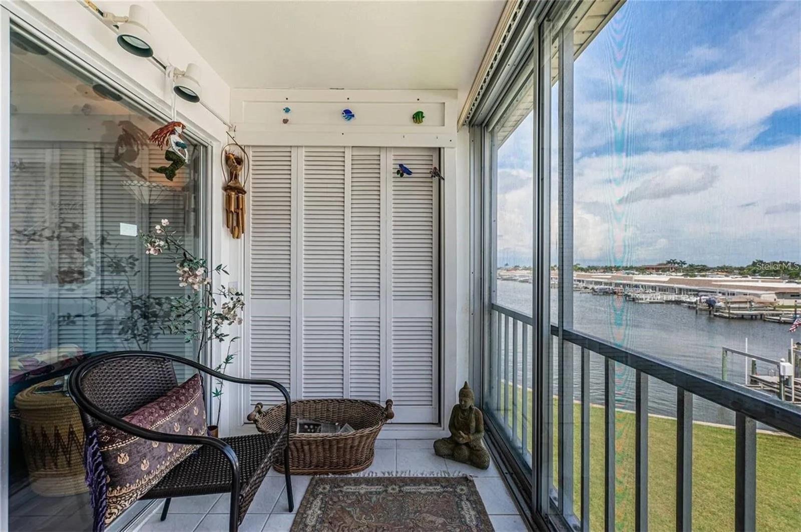 Photo of 1 BOCA CIEGA POINT BOULEVARD #314 ST PETERSBURG FL 33708