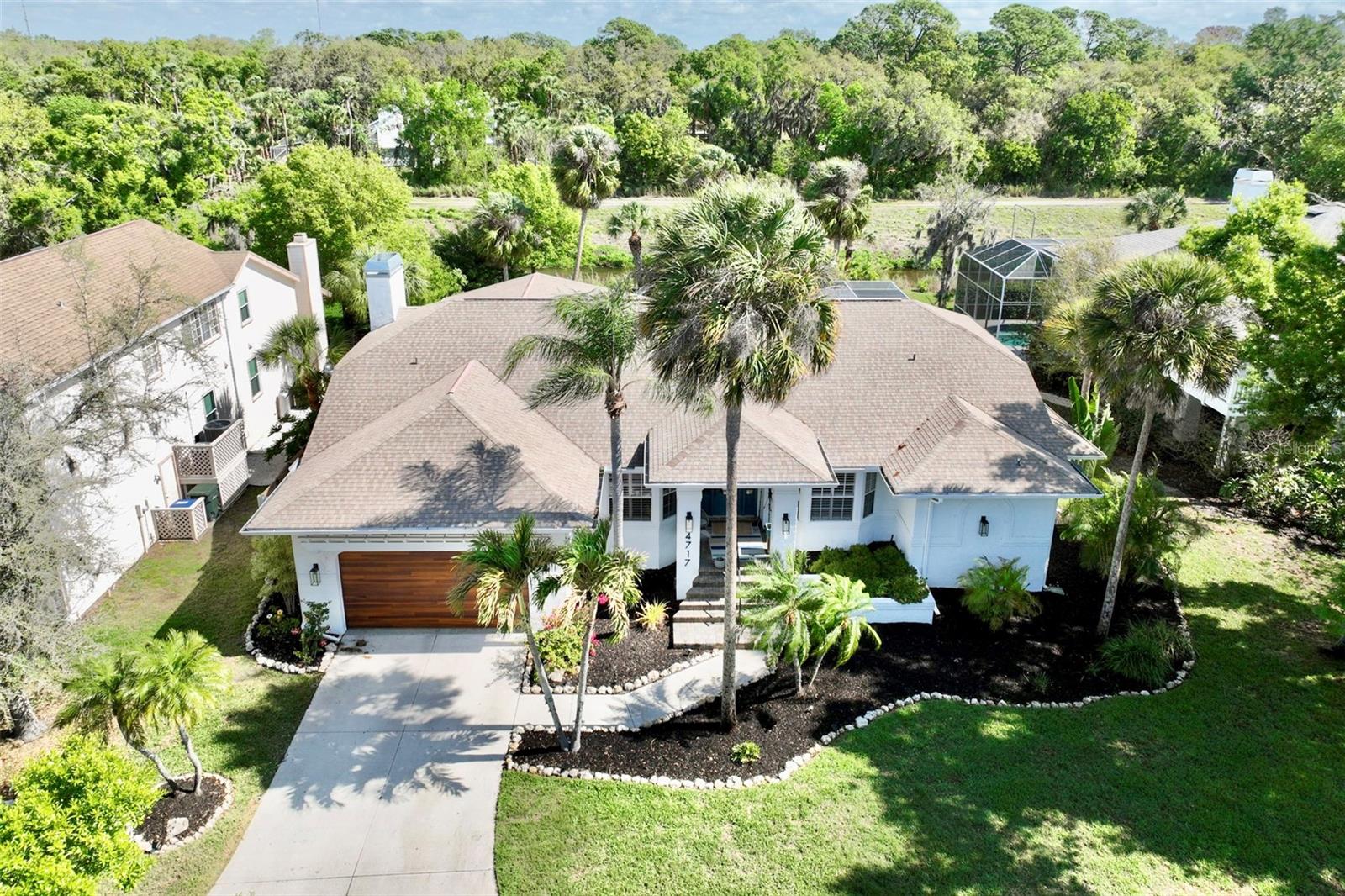 Photo of 4717 E TRAILS DRIVE SARASOTA FL 34232