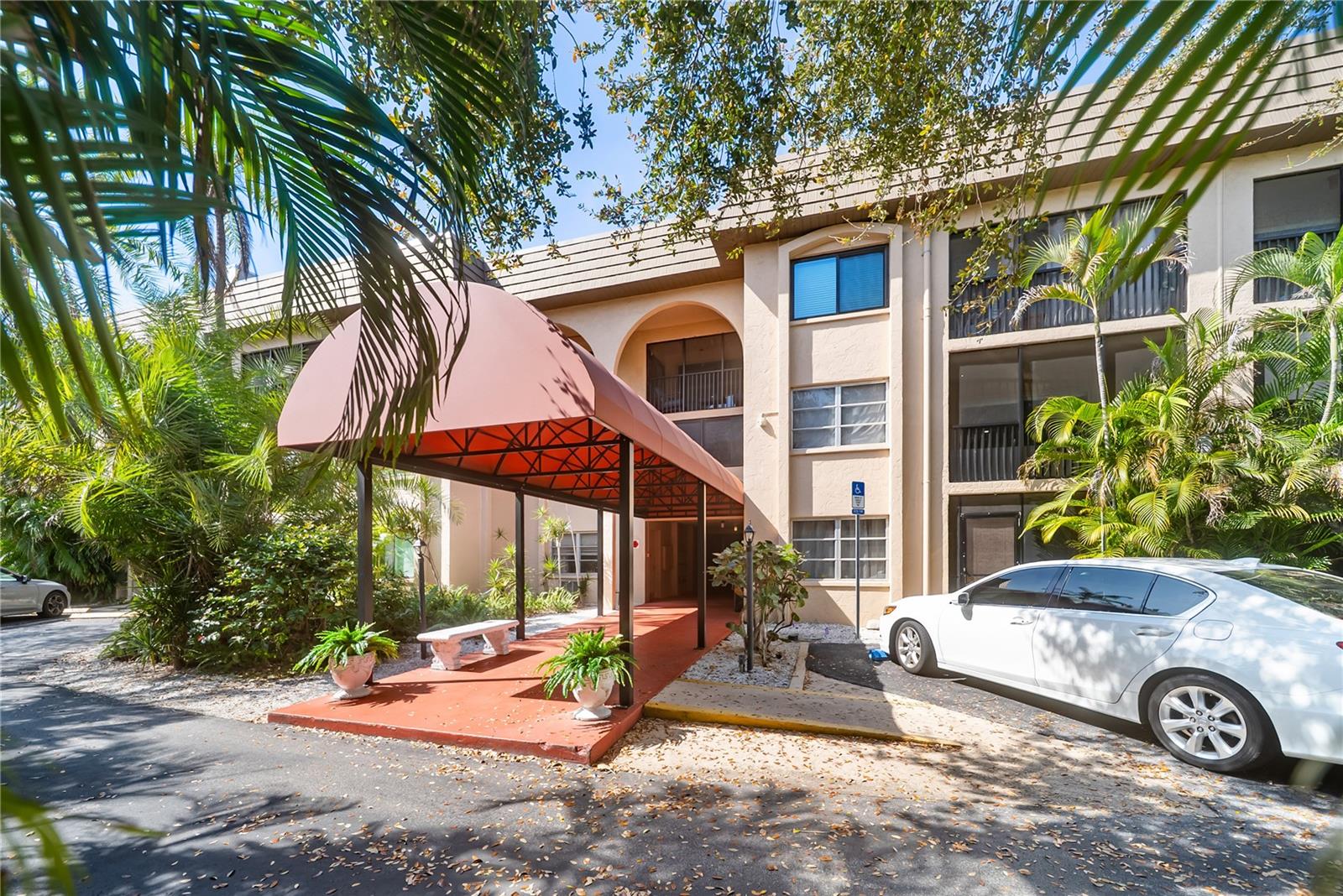 Photo of 3700 S OSPREY AVENUE #118 SARASOTA FL 34239