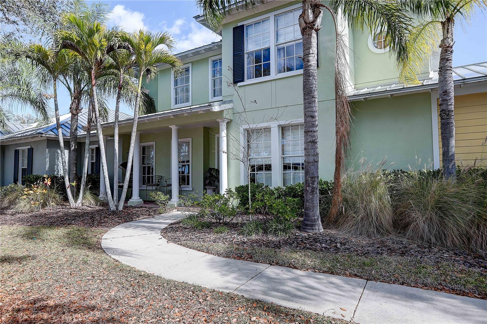 Photo of 5518 LUMINAR POINTE LANE APOLLO BEACH FL 33572