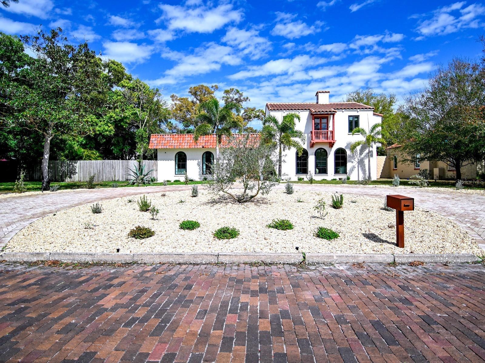 Photo of 6251 10TH AVENUE GULFPORT FL 33707