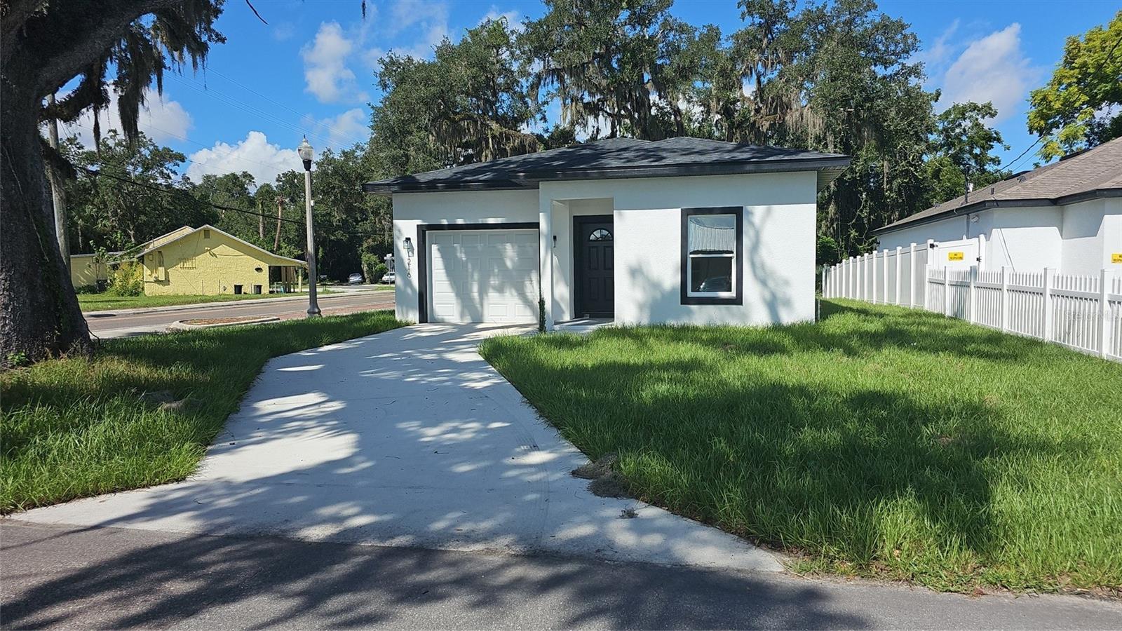 Photo of 1216 S POMEGRANITE AVENUE SANFORD FL 32771