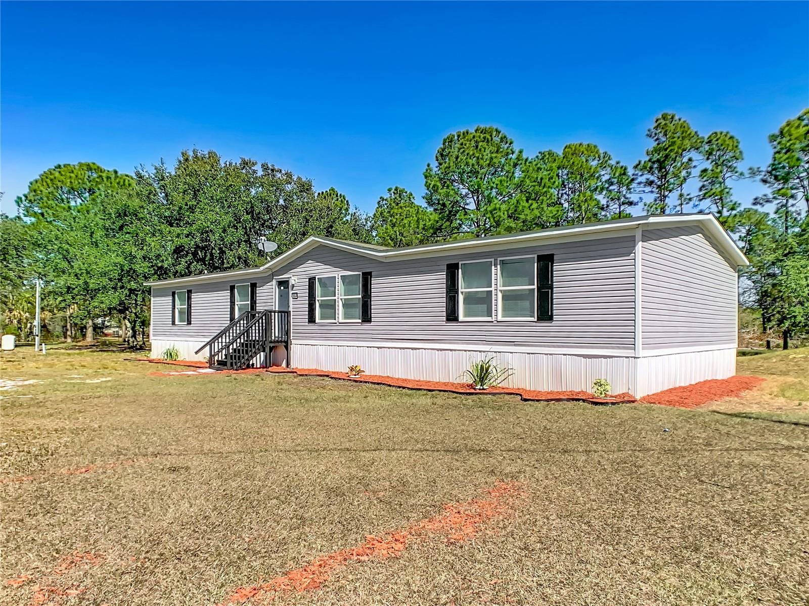 Photo of 3564 REAGAN BOULEVARD LAKE WALES FL 33898