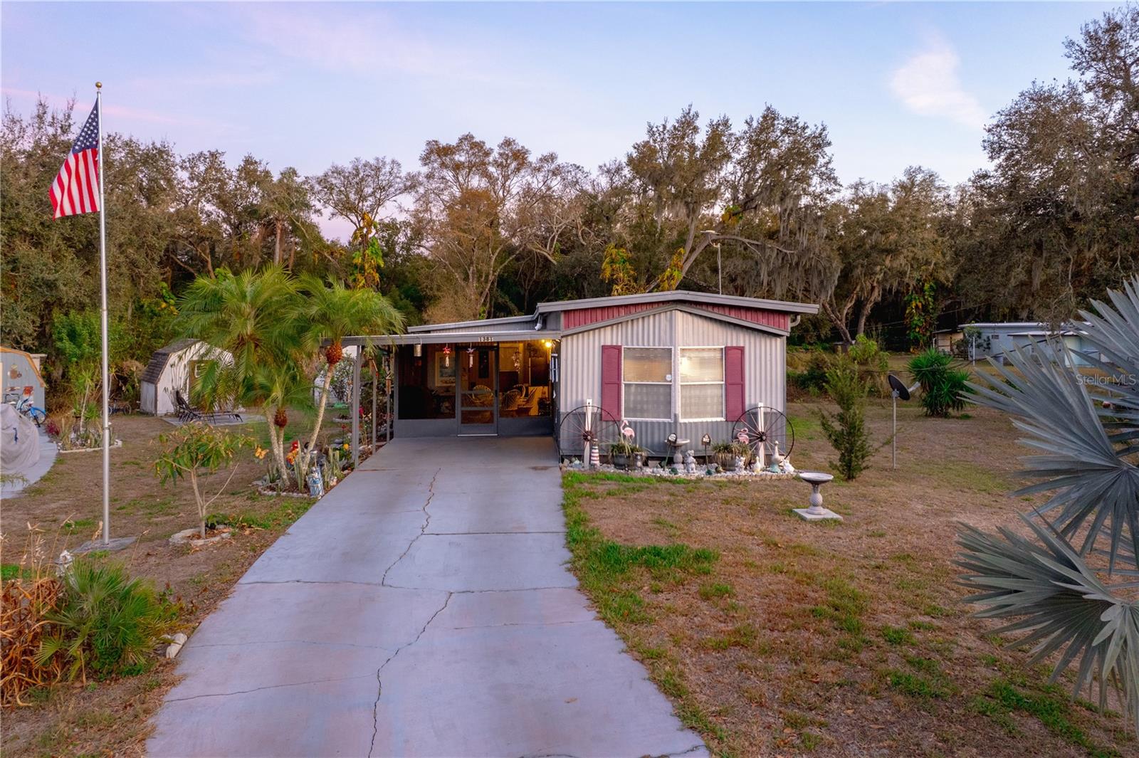 Photo of 1381 SE LAKE RD ARCADIA FL 34266