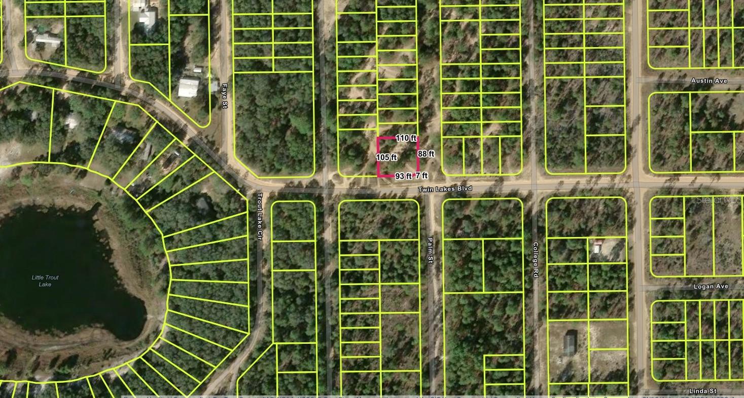 Photo of 1402 TWIN LAKES BLVD INTERLACHEN FL 32148