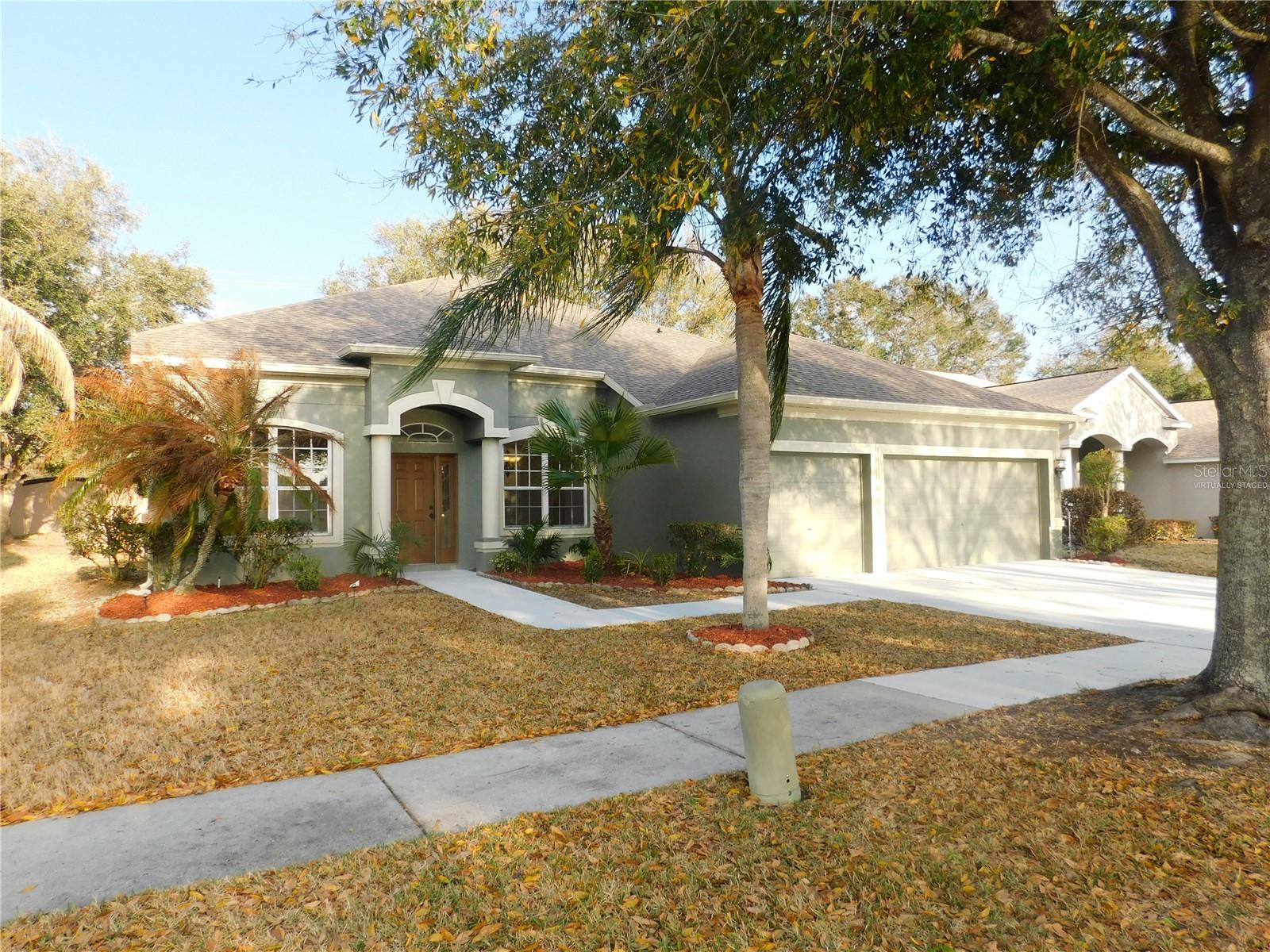 Photo of 12902 CATTAIL SHORE LANE RIVERVIEW FL 33579
