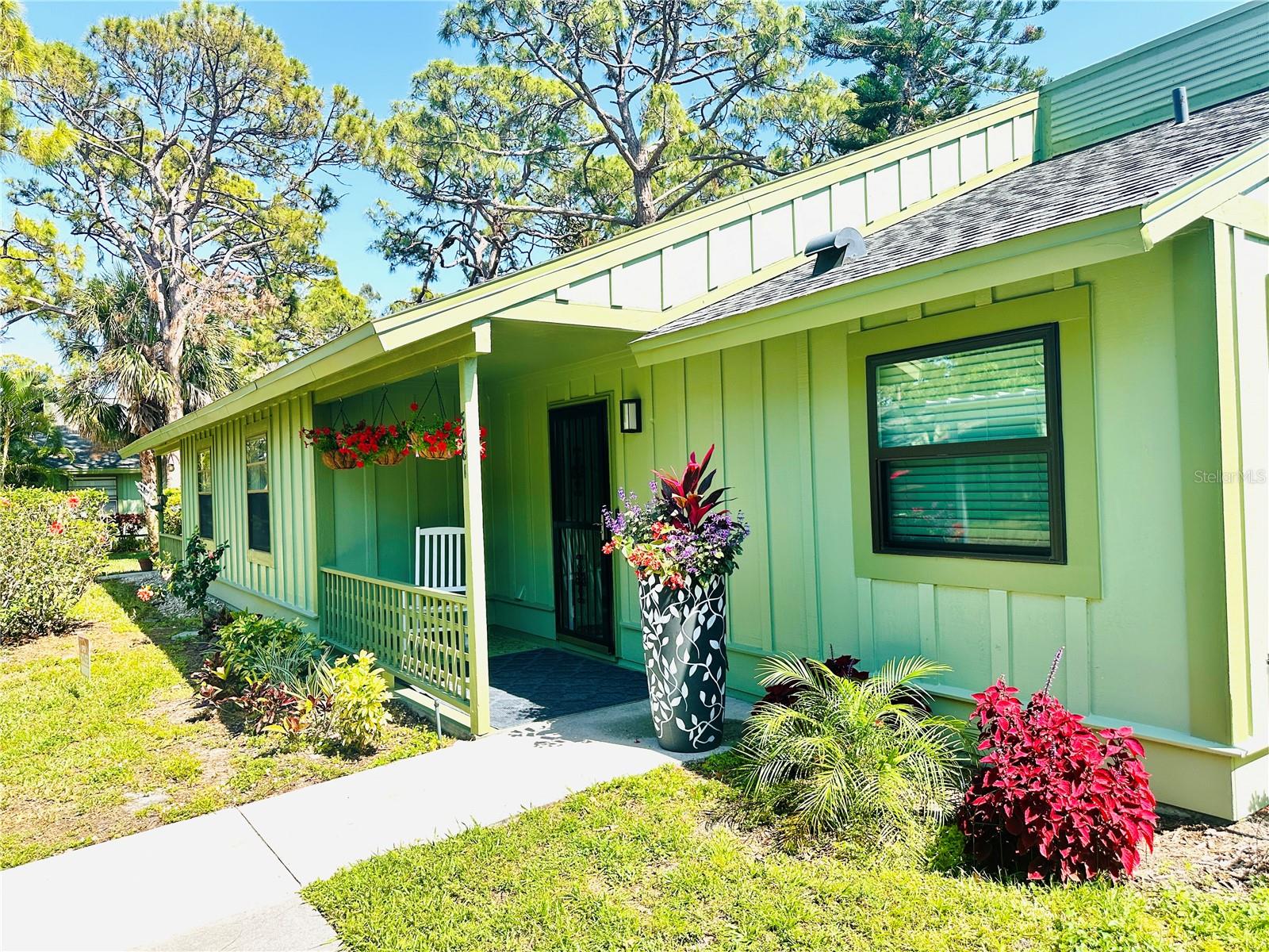 Photo of 5061 BARRINGTON CIRCLE #1302 SARASOTA FL 34234