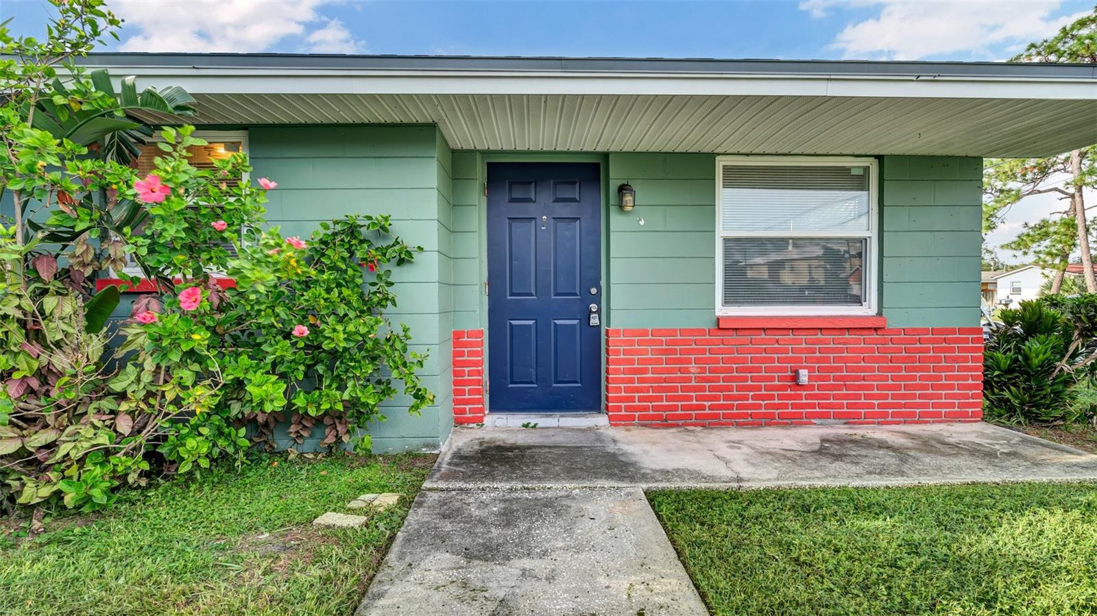 Photo of 5526 59TH WAY #1 ST PETERSBURG FL 33709