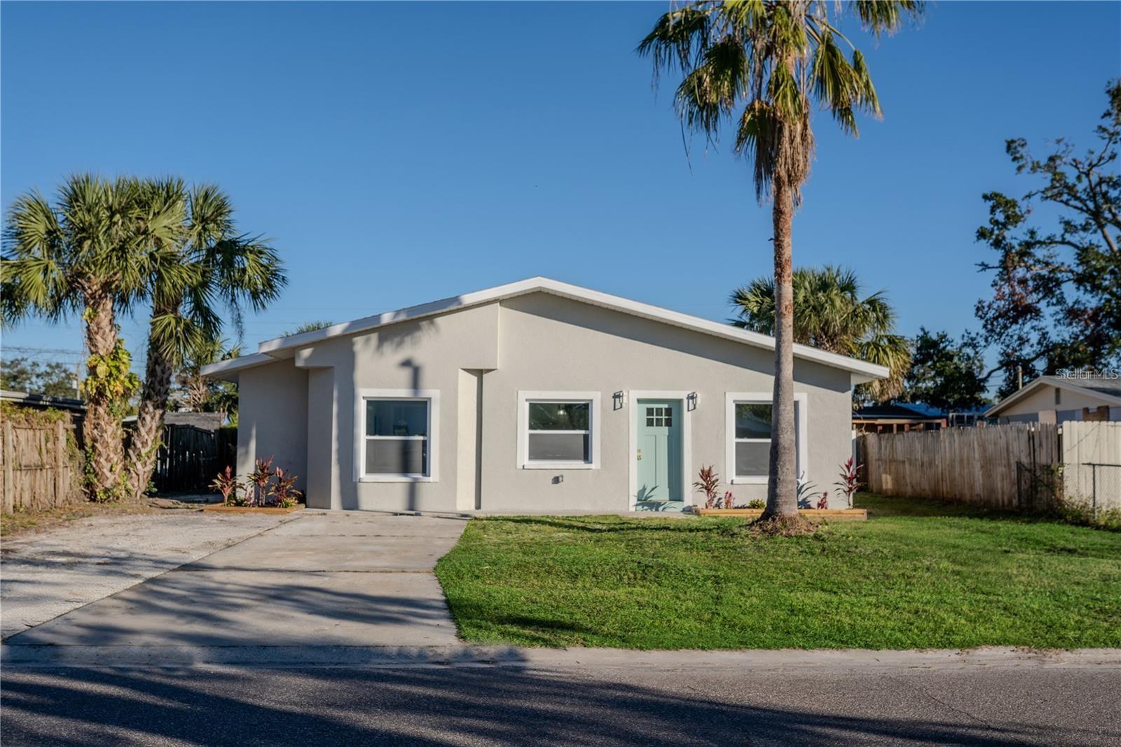 Photo of 5516 GOLDEN DRIVE TAMPA FL 33634