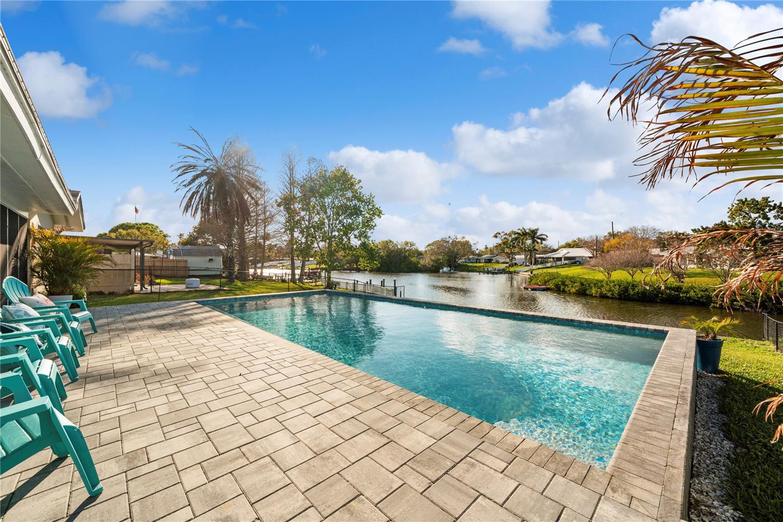 Photo of 632 SHORE DRIVE LARGO FL 33771
