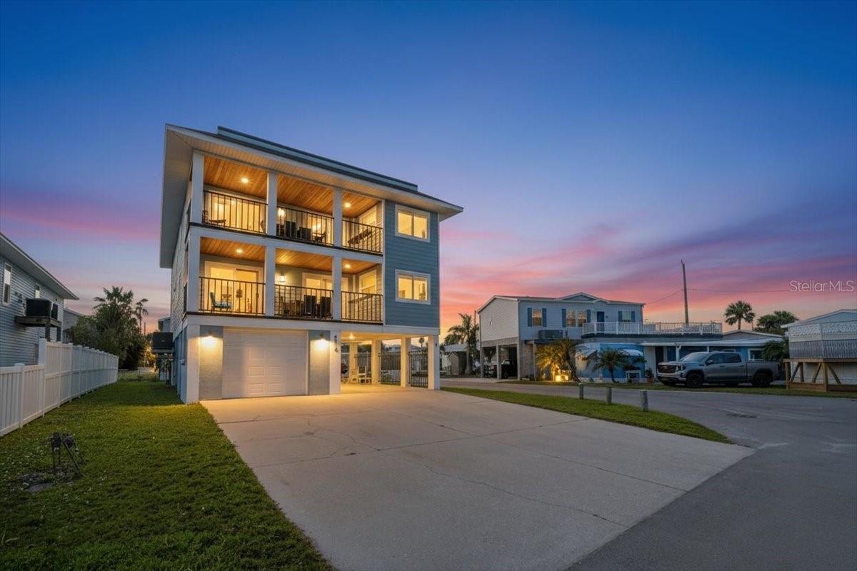 Photo of 2518 AVENUE B BRADENTON BEACH FL 34217