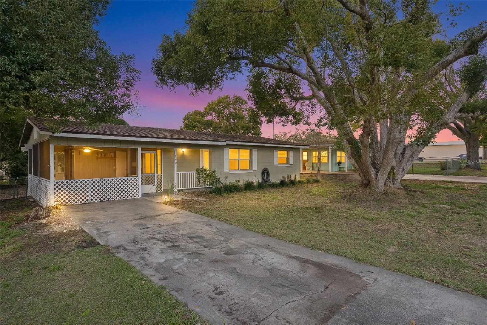 Photo of 902 S GALENA AVENUE MINNEOLA FL 34715