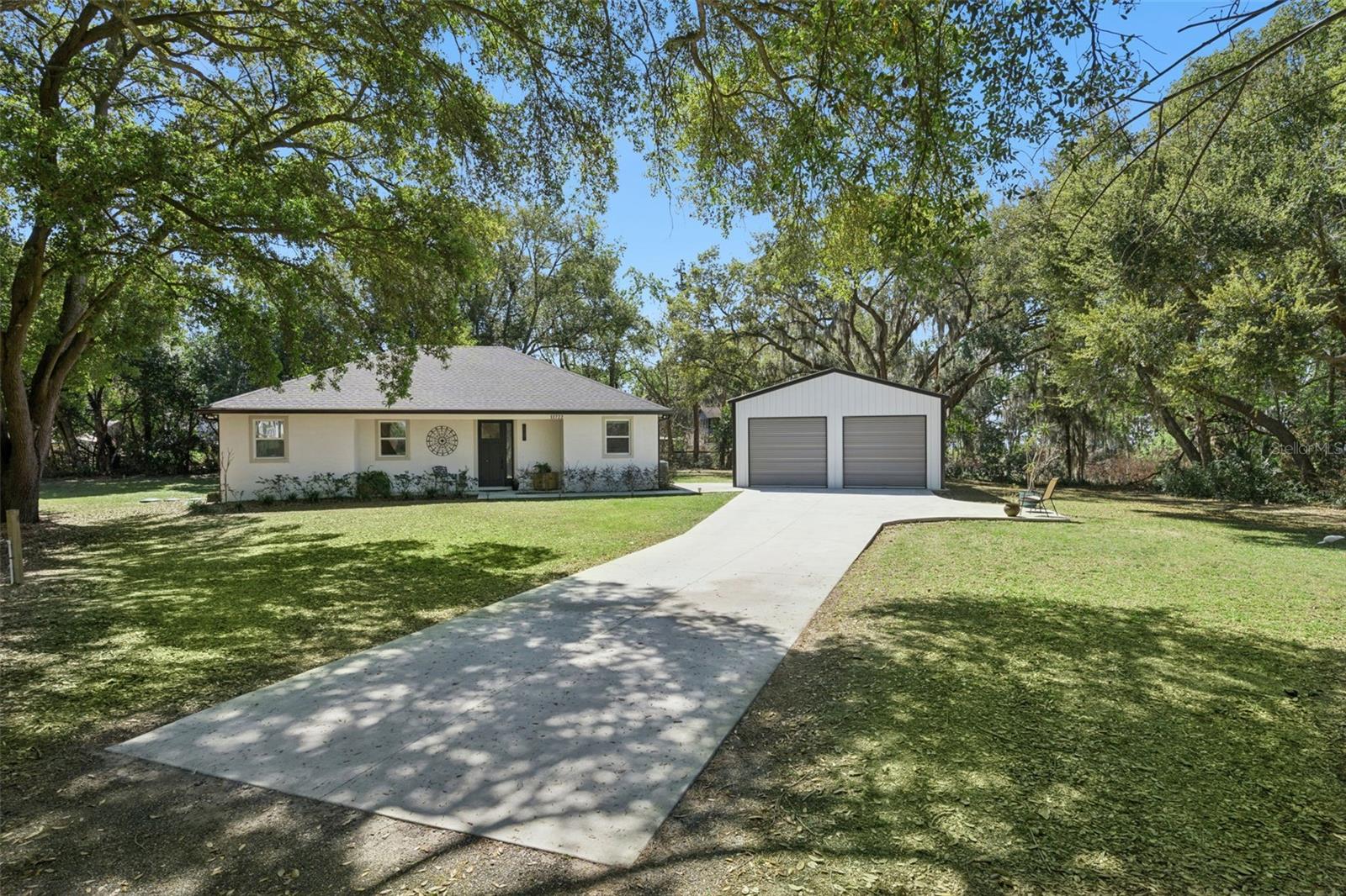 Photo of 11722 LAKE MINNEOLA SHORES MINNEOLA FL 34715