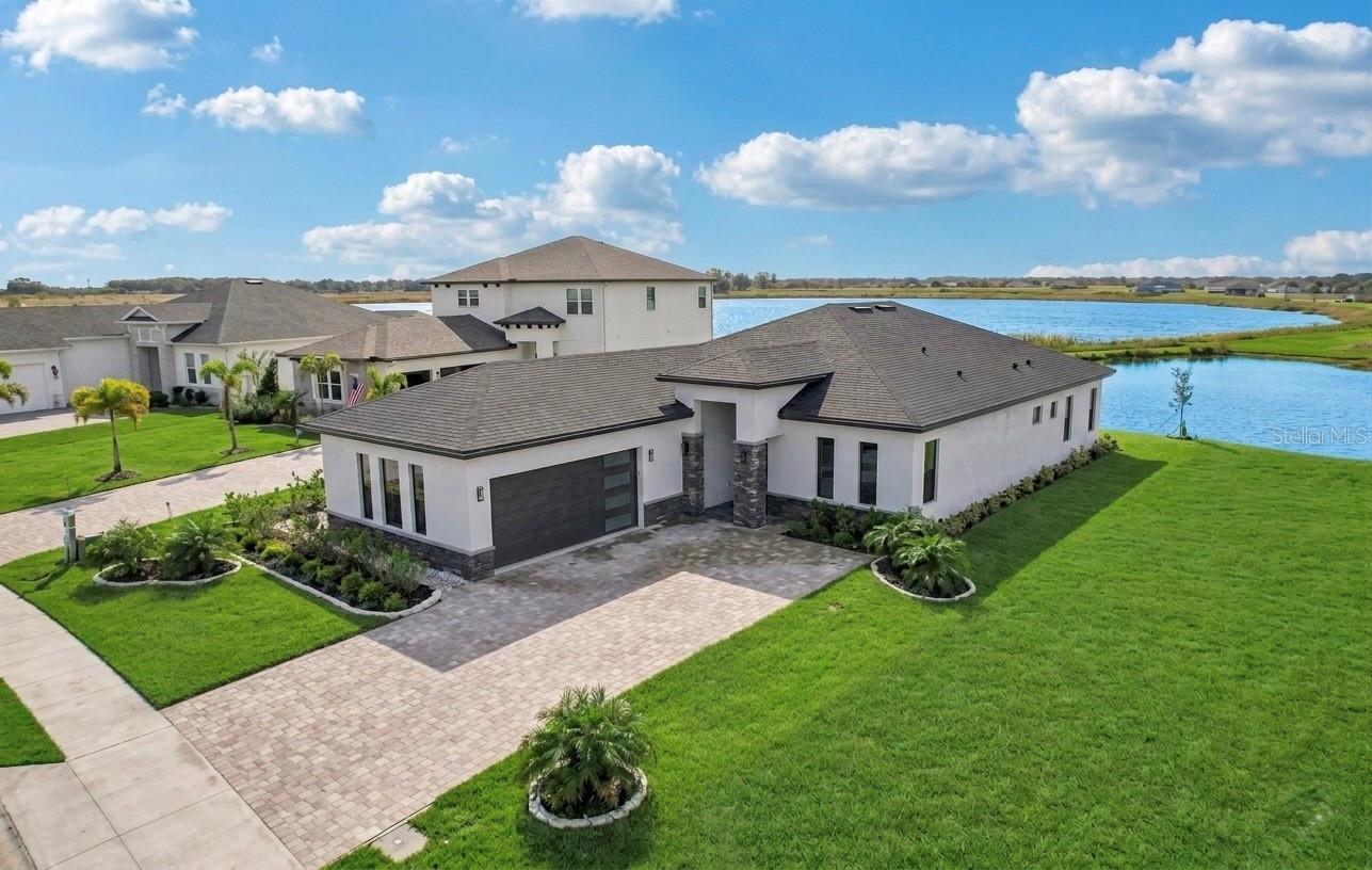 Photo of 224 VALENCIA RIDGE DRIVE AUBURNDALE FL 33823
