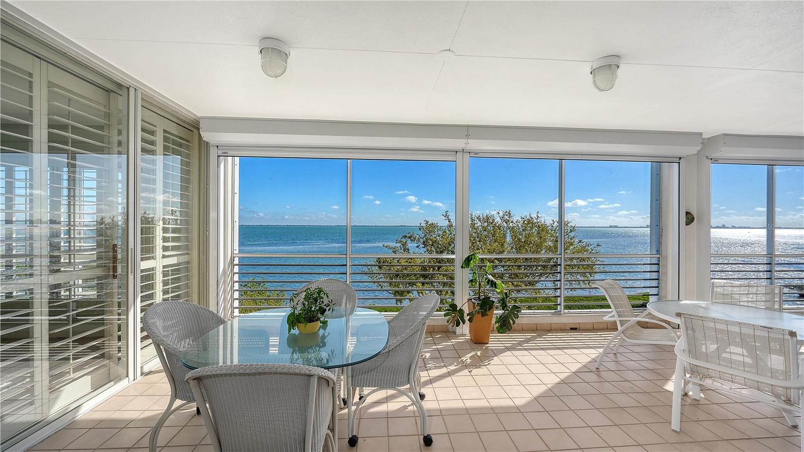 Photo of 2410 HARBOURSIDE DRIVE #142 LONGBOAT KEY FL 34228