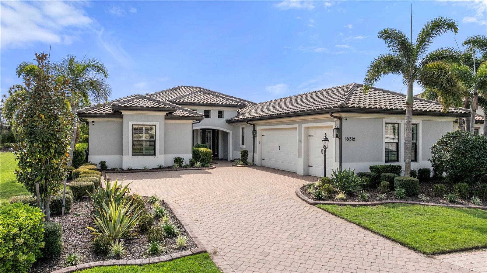 Photo of 16316 CASTLE PARK TERRACE LAKEWOOD RANCH FL 34202