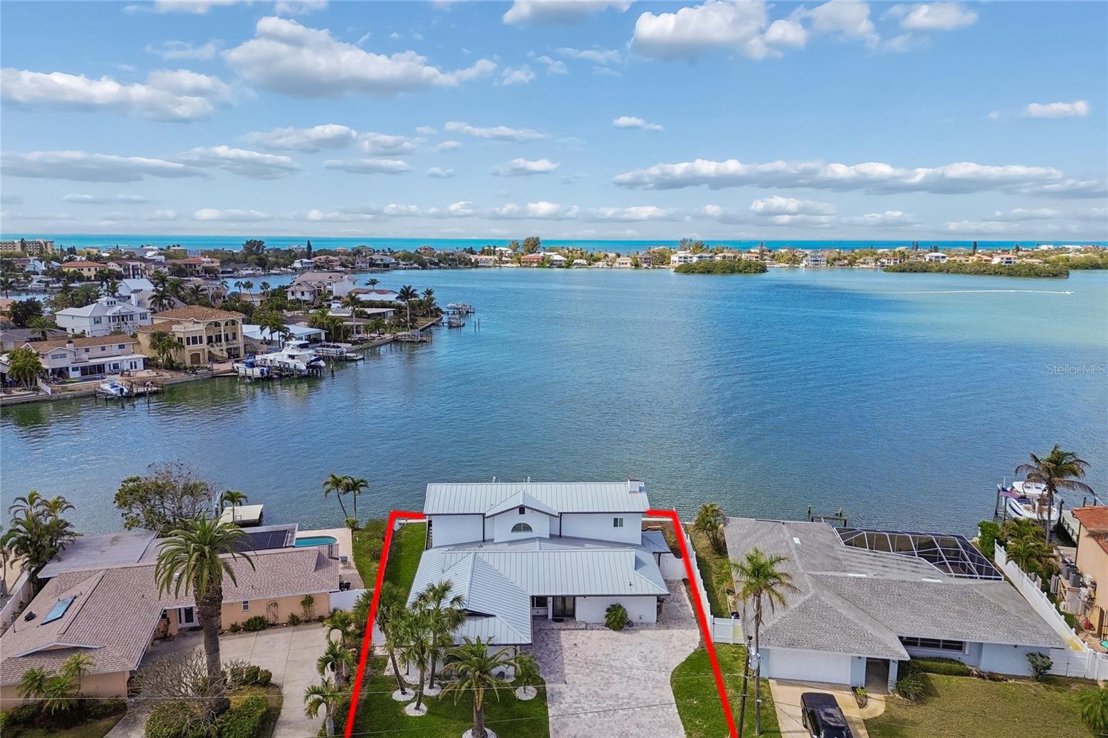 Photo of 478 HARBOR DRIVE INDIAN ROCKS BEACH FL 33785