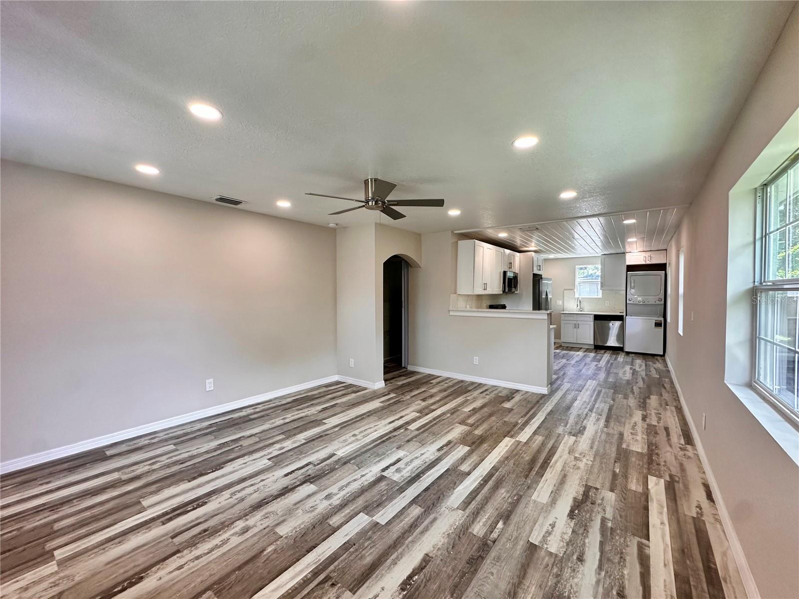 Photo of 8517 N HIGHLAND AVENUE TAMPA FL 33604