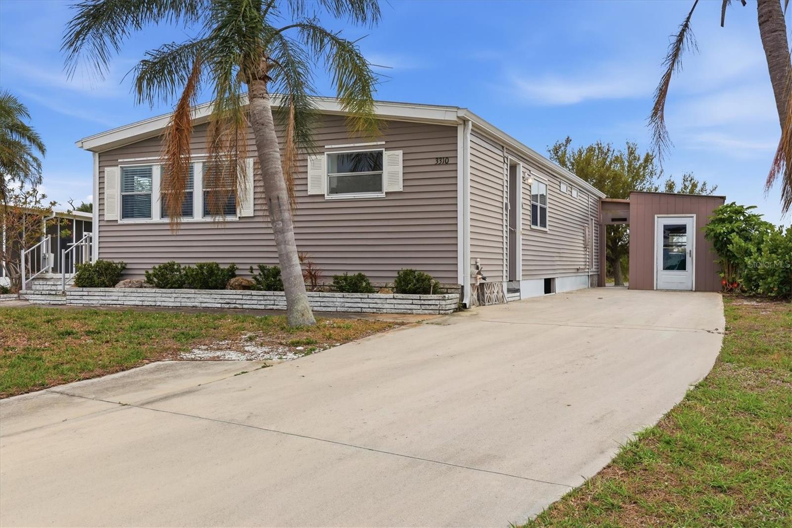 Photo of 3310 BLUE JAY LANE ENGLEWOOD FL 34224