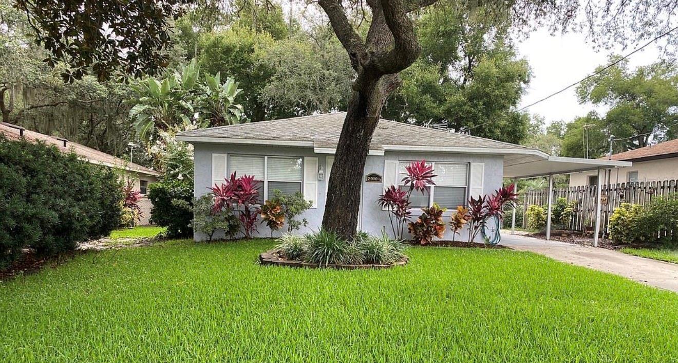 Photo of 2010 1/2 VINE STREET LEESBURG FL 34748