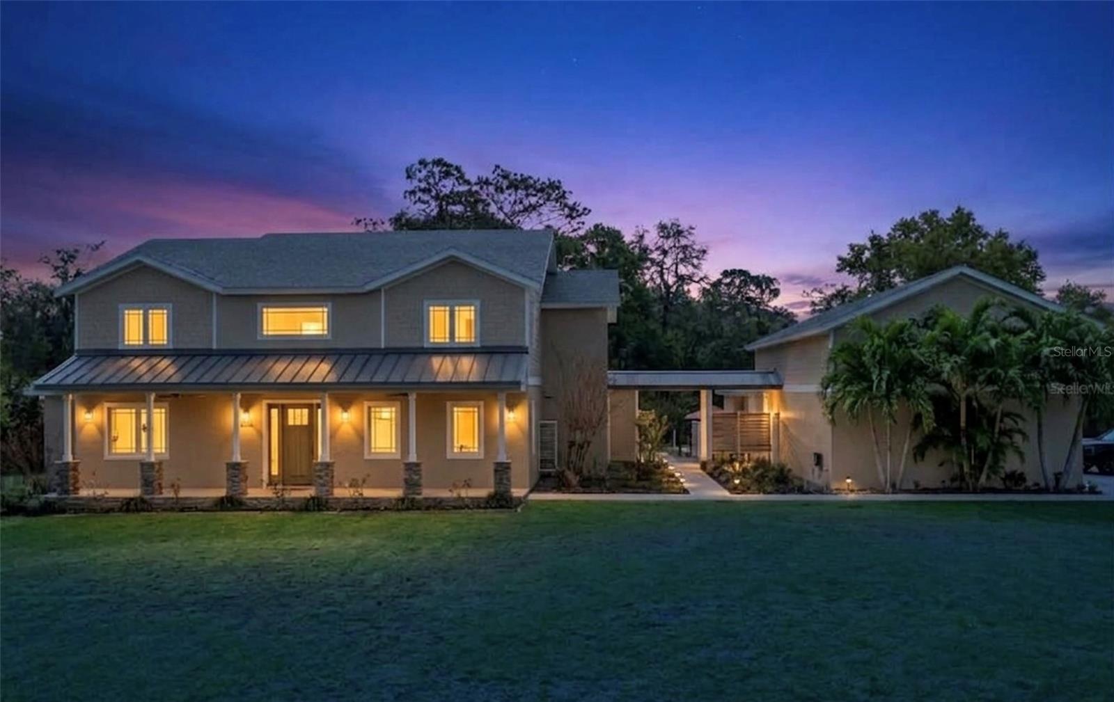 Photo of 15503 TROTTING HORSE LANE TAVARES FL 32778