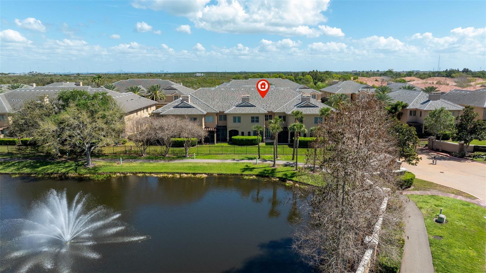 Photo of 618 SAXONY BOULEVARD ST PETERSBURG FL 33716
