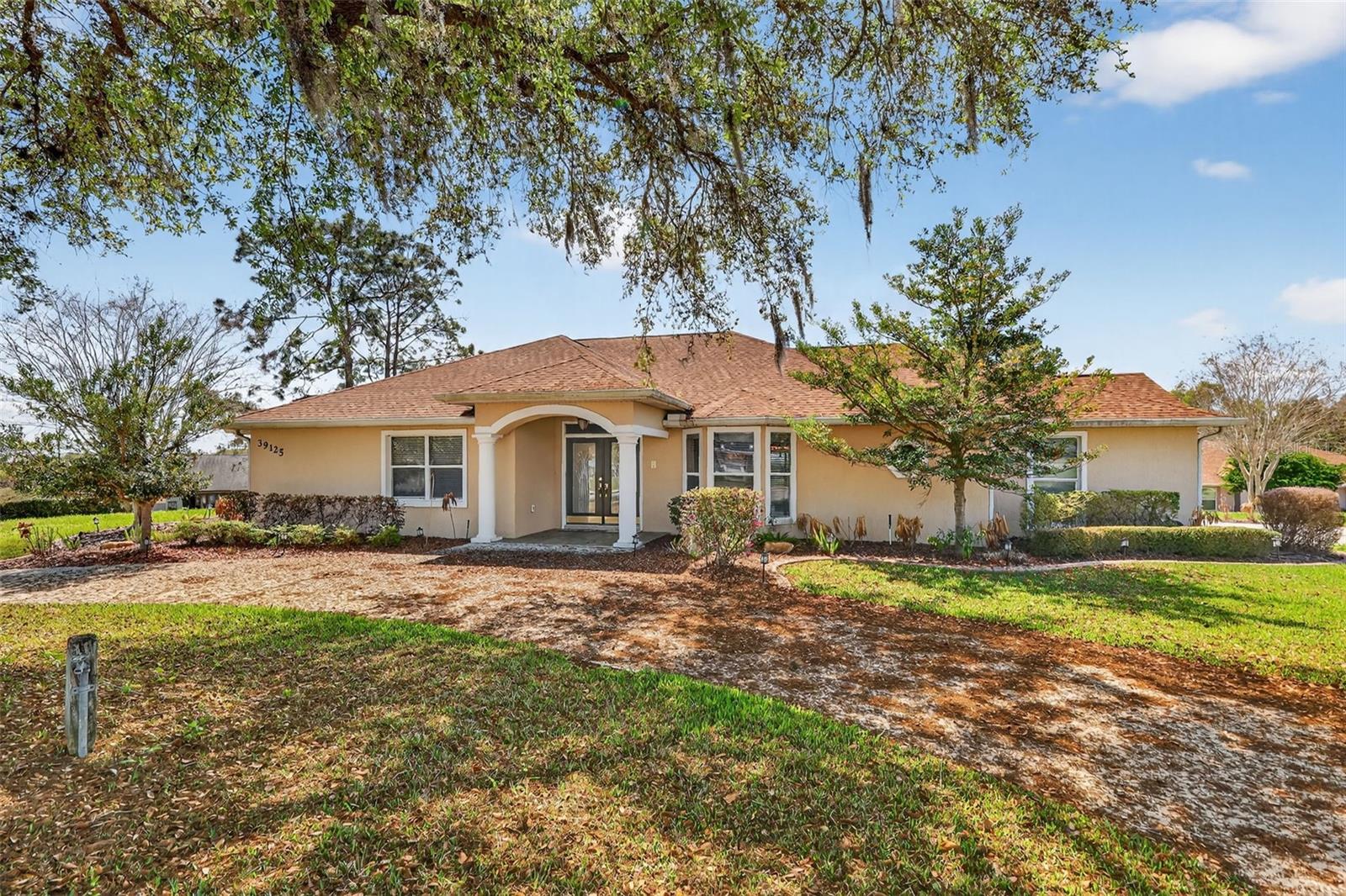 Photo of 39125 TACOMA DRIVE LADY LAKE FL 32159