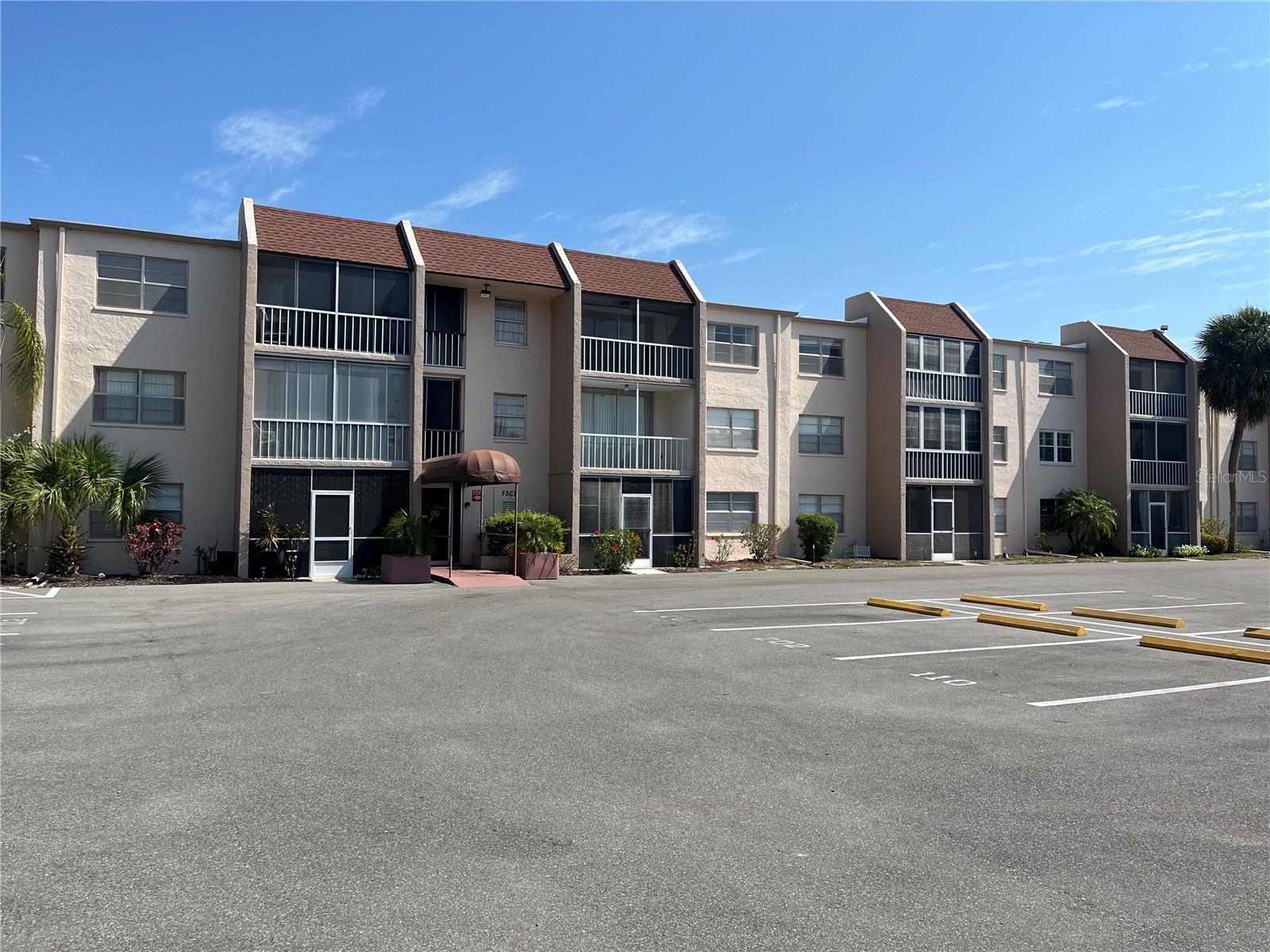 Photo of 519 ALBEE FARM ROAD #210 VENICE FL 34285
