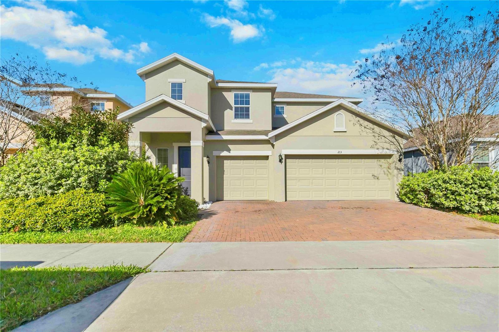 Photo of 213 TRINITY RIDGE CIRCLE DAVENPORT FL 33897