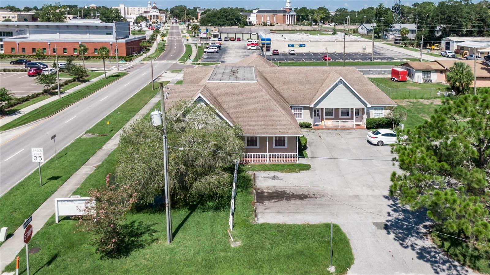 Photo of 504 E BAKER STREET PLANT CITY FL 33563