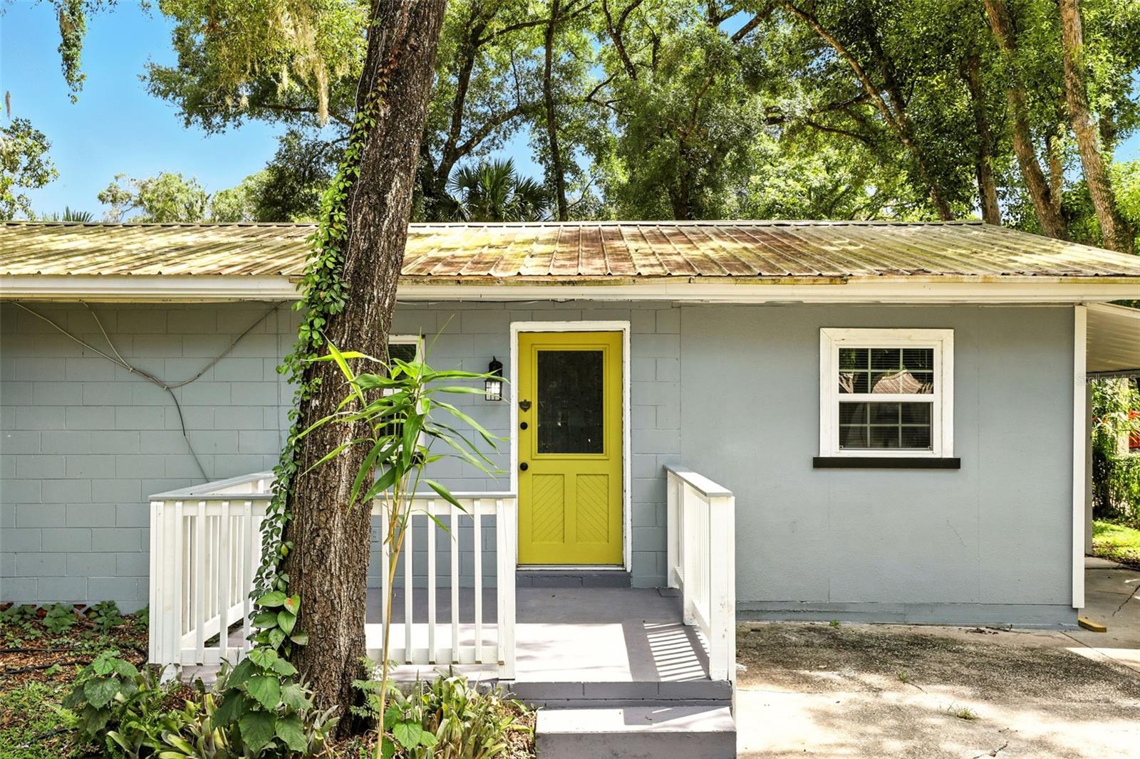 Photo of 1412 E VOORHIS AVENUE DELAND FL 32724