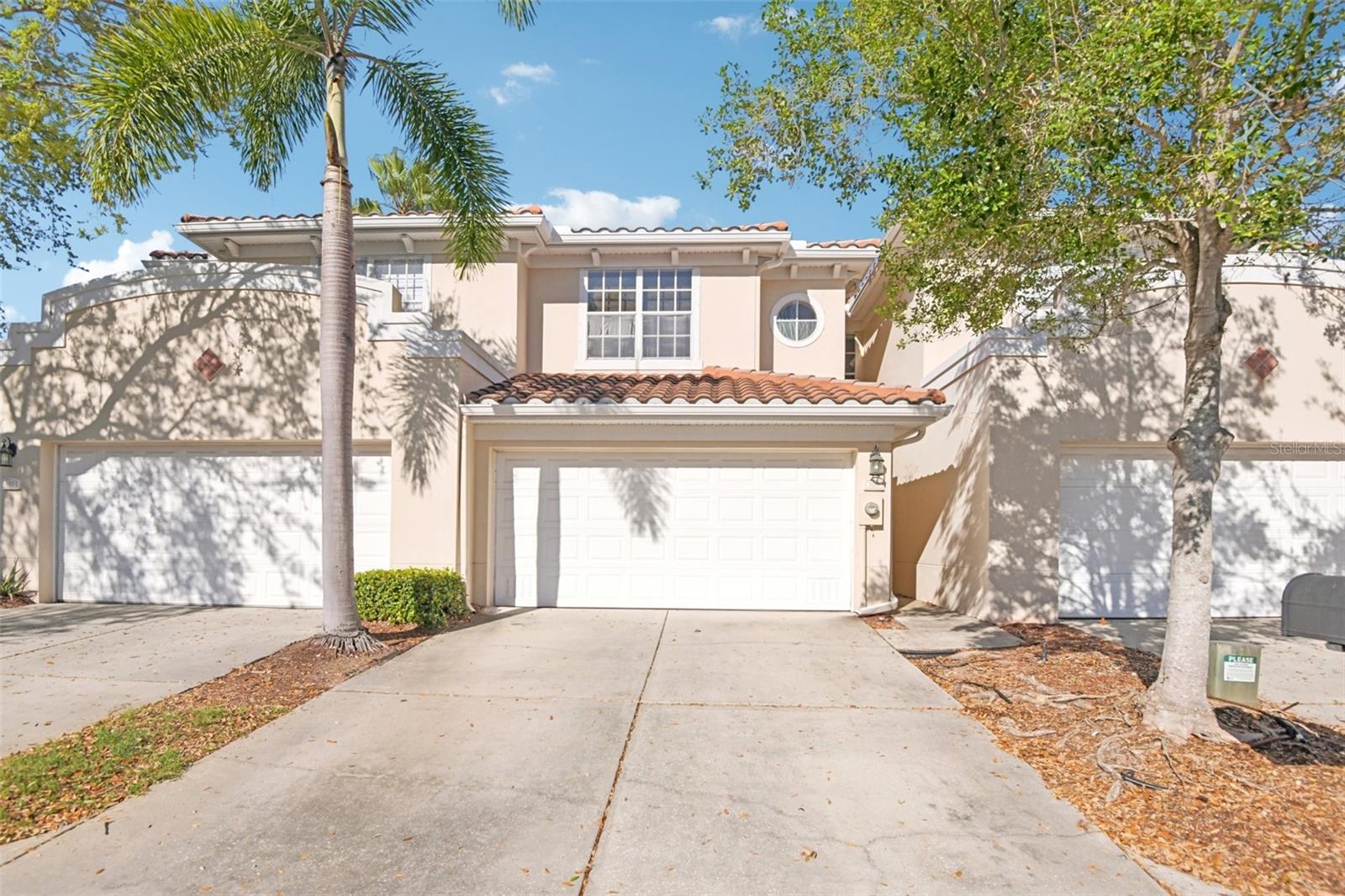 Photo of 300 VALENCIA CIRCLE ST PETERSBURG FL 33716