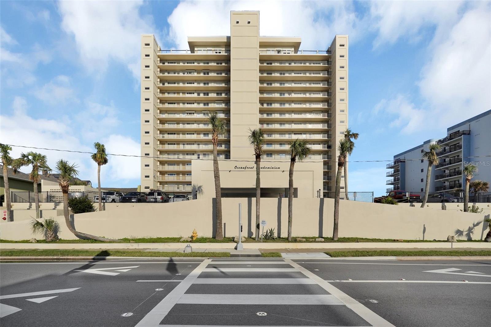 Photo of 89 S ATLANTIC AVENUE #204 ORMOND BEACH FL 32176