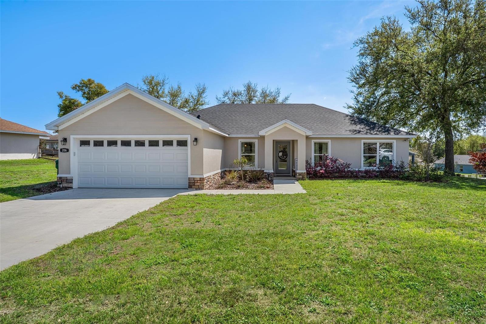 Photo of 206 SHANNON LANE LADY LAKE FL 32159