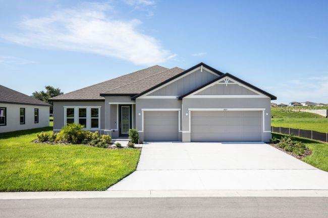 Photo of 902 BUCKEYE DRIVE LADY LAKE FL 32159
