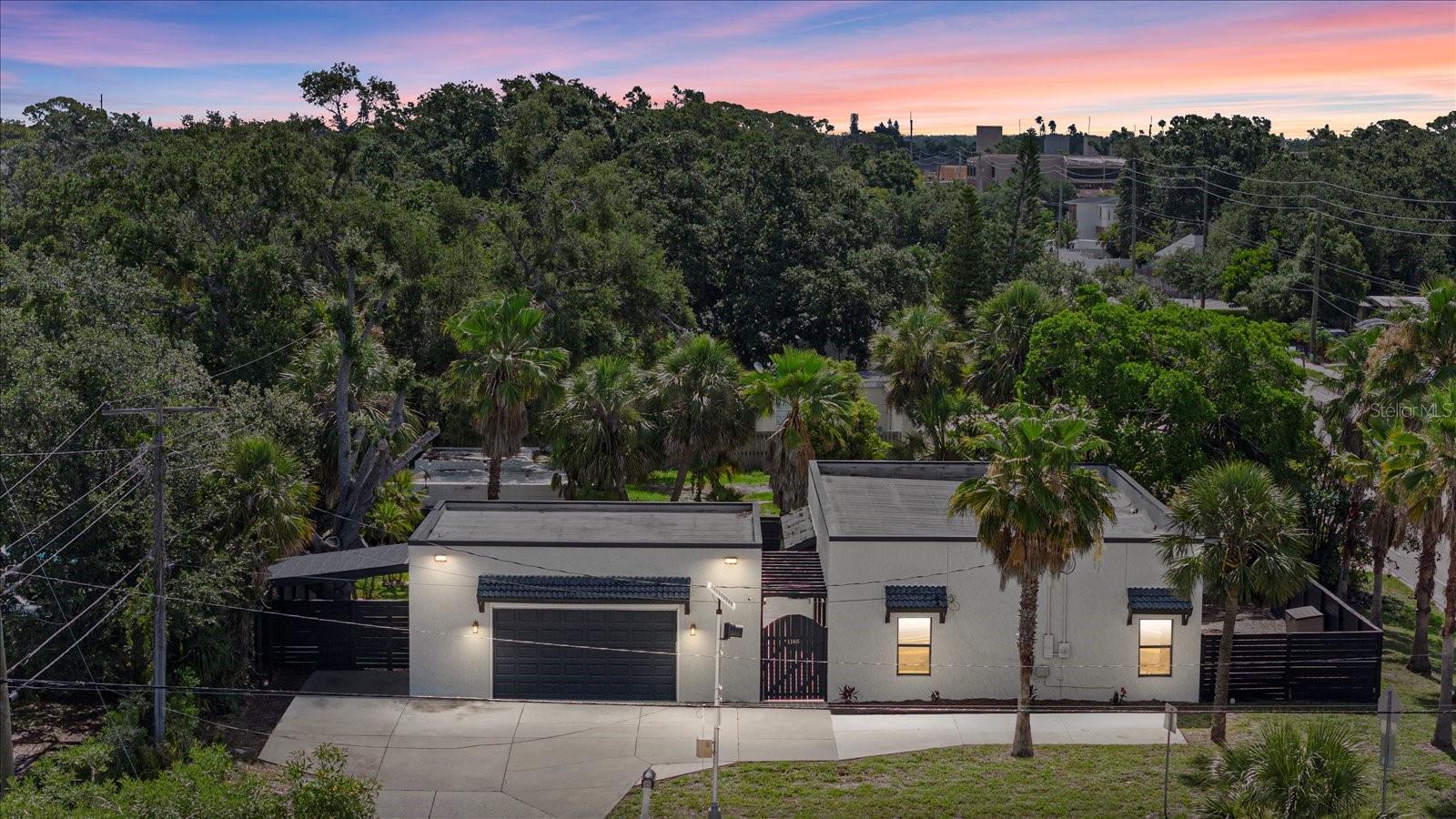 Photo of 1185 S SHADE AVENUE SARASOTA FL 34237