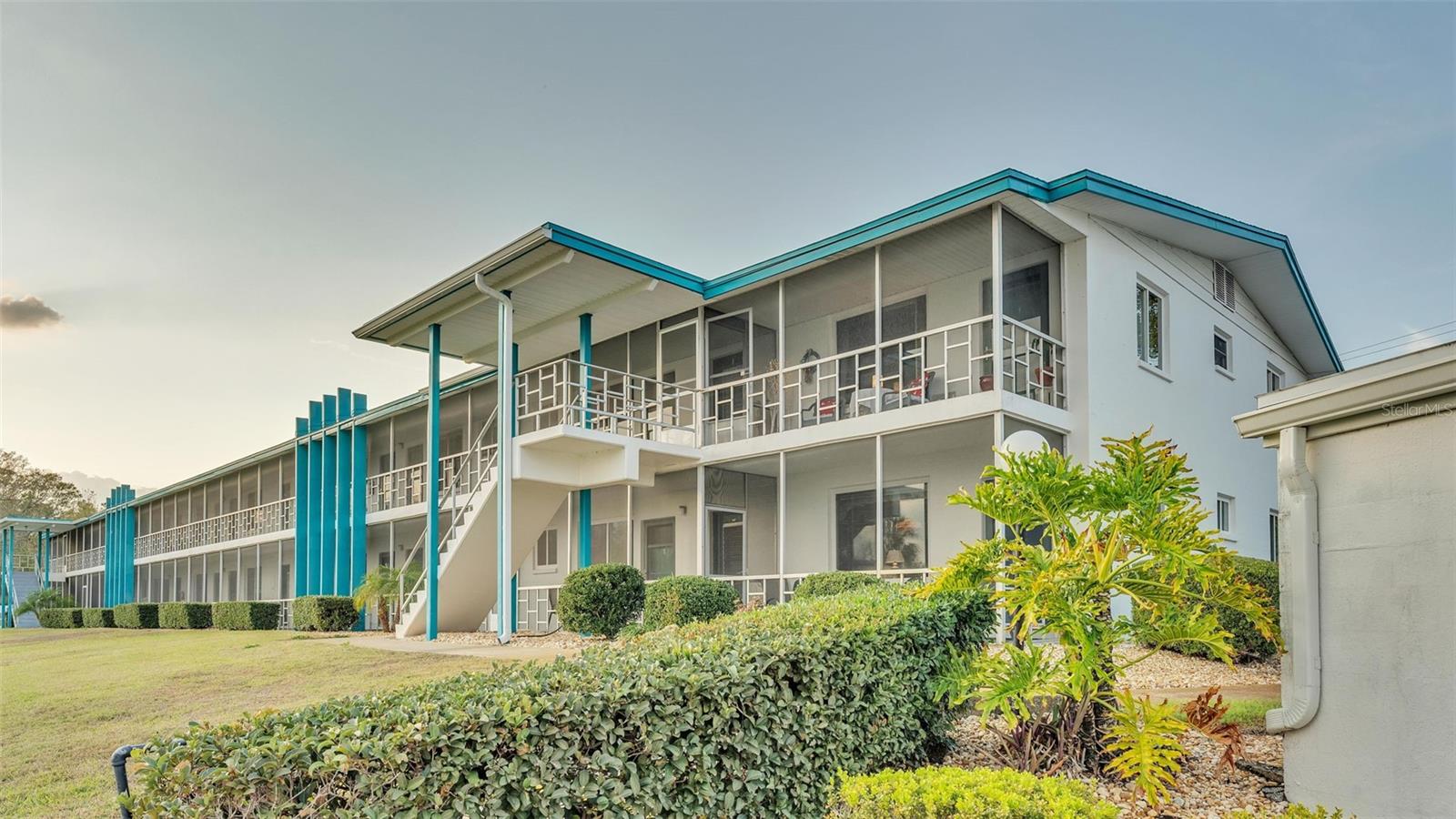 Photo of 1600 W LAKE PARKER DRIVE #B9 LAKELAND FL 33805