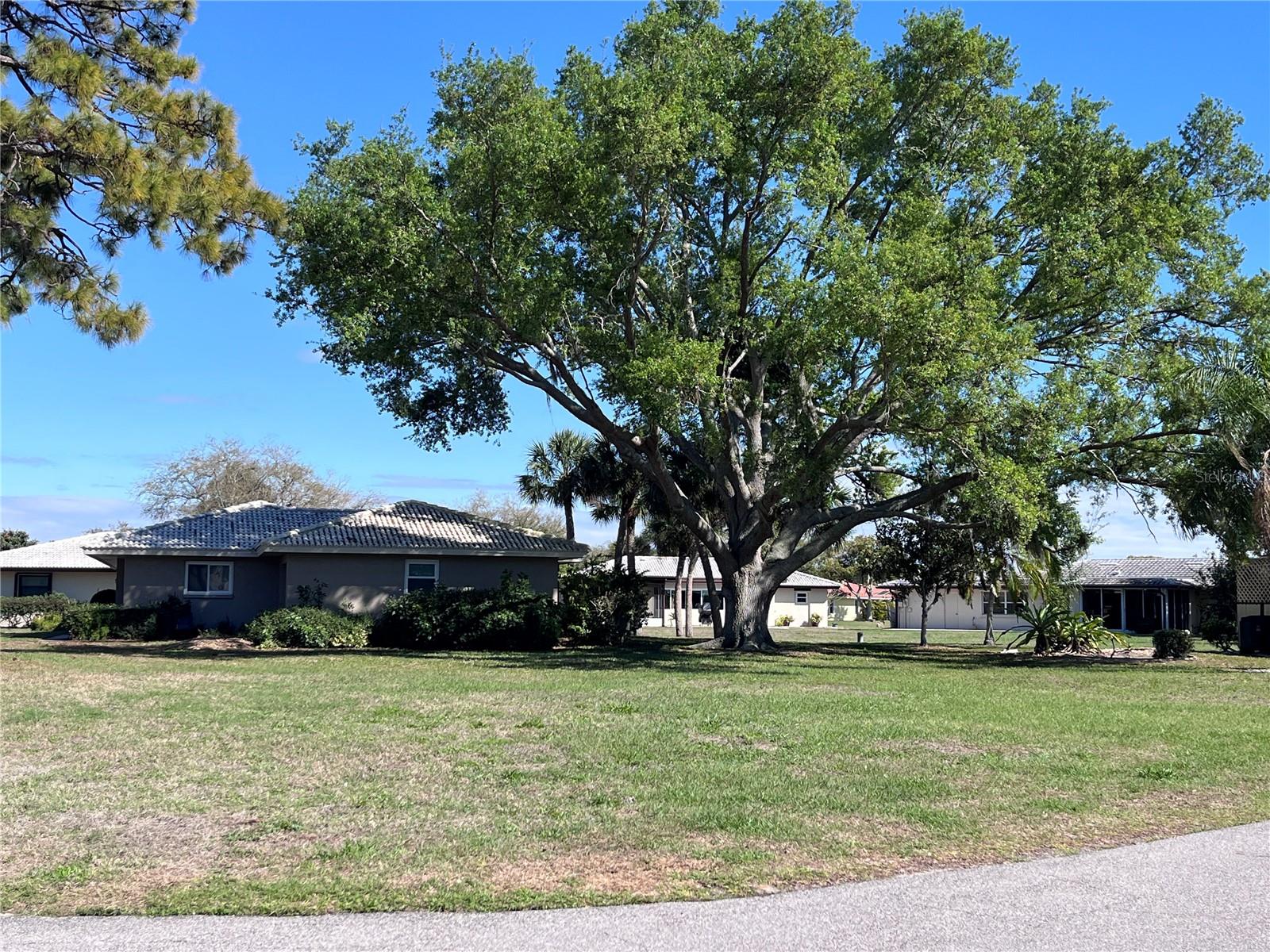 Photo of 618 RUBENS DRIVE #618 NOKOMIS FL 34275