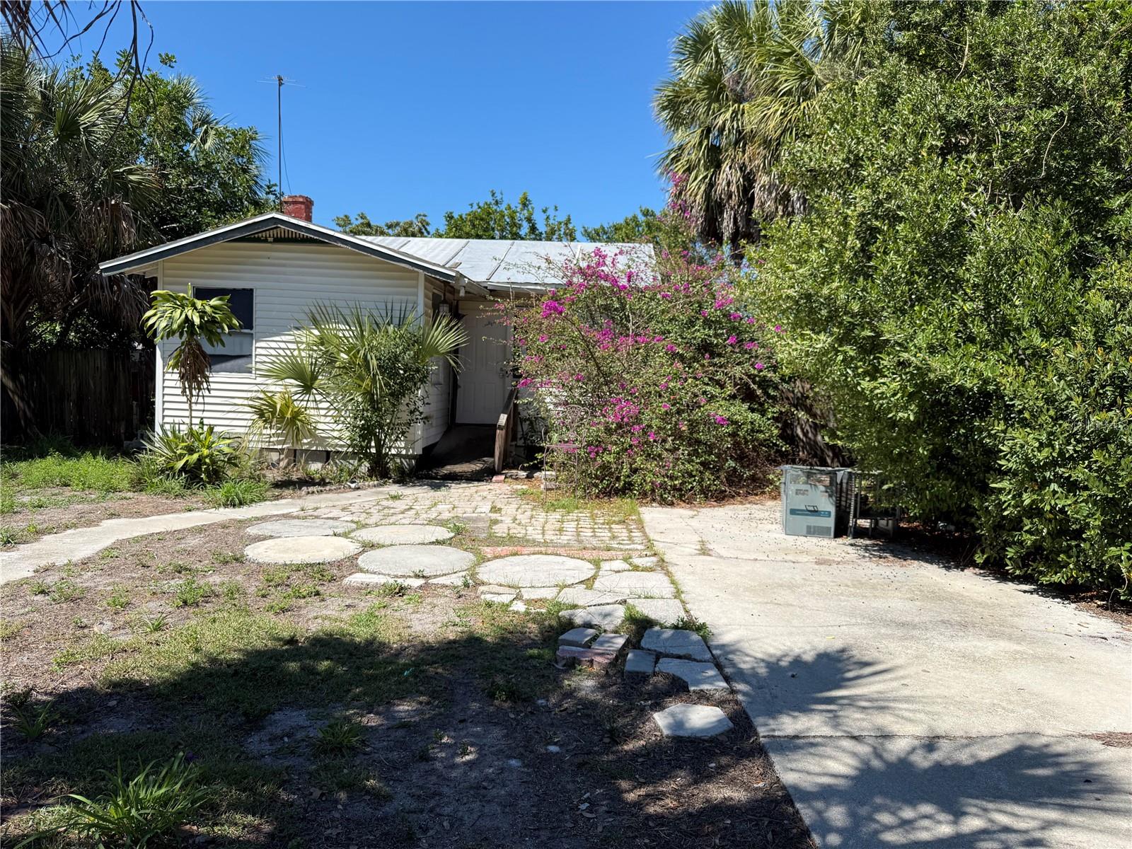 Photo of 2007 43RD STREET ST PETERSBURG FL 33711
