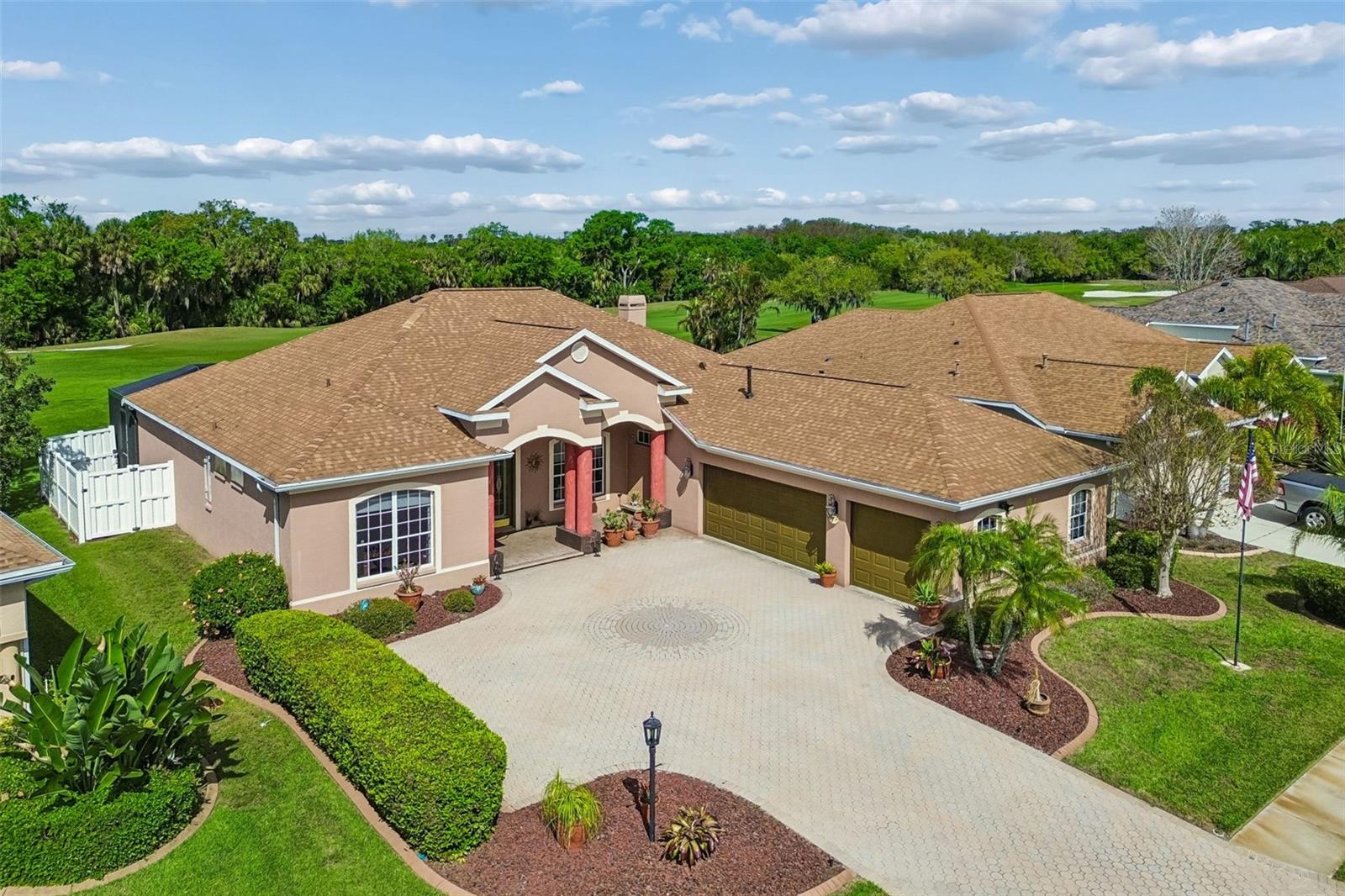 Photo of 566 PLANTERS MANOR WAY BRADENTON FL 34212