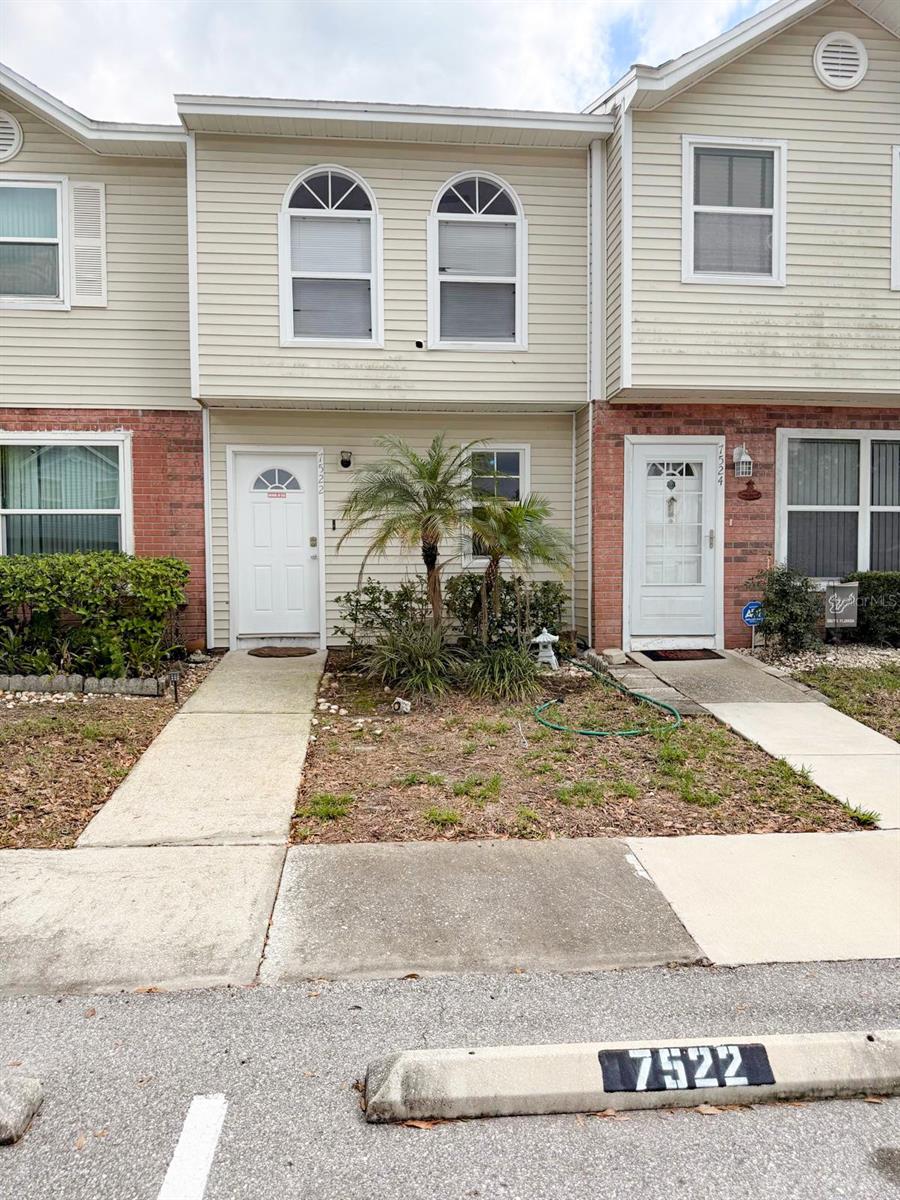 Photo of 7522 HOLLOWELL DRIVE TAMPA FL 33615