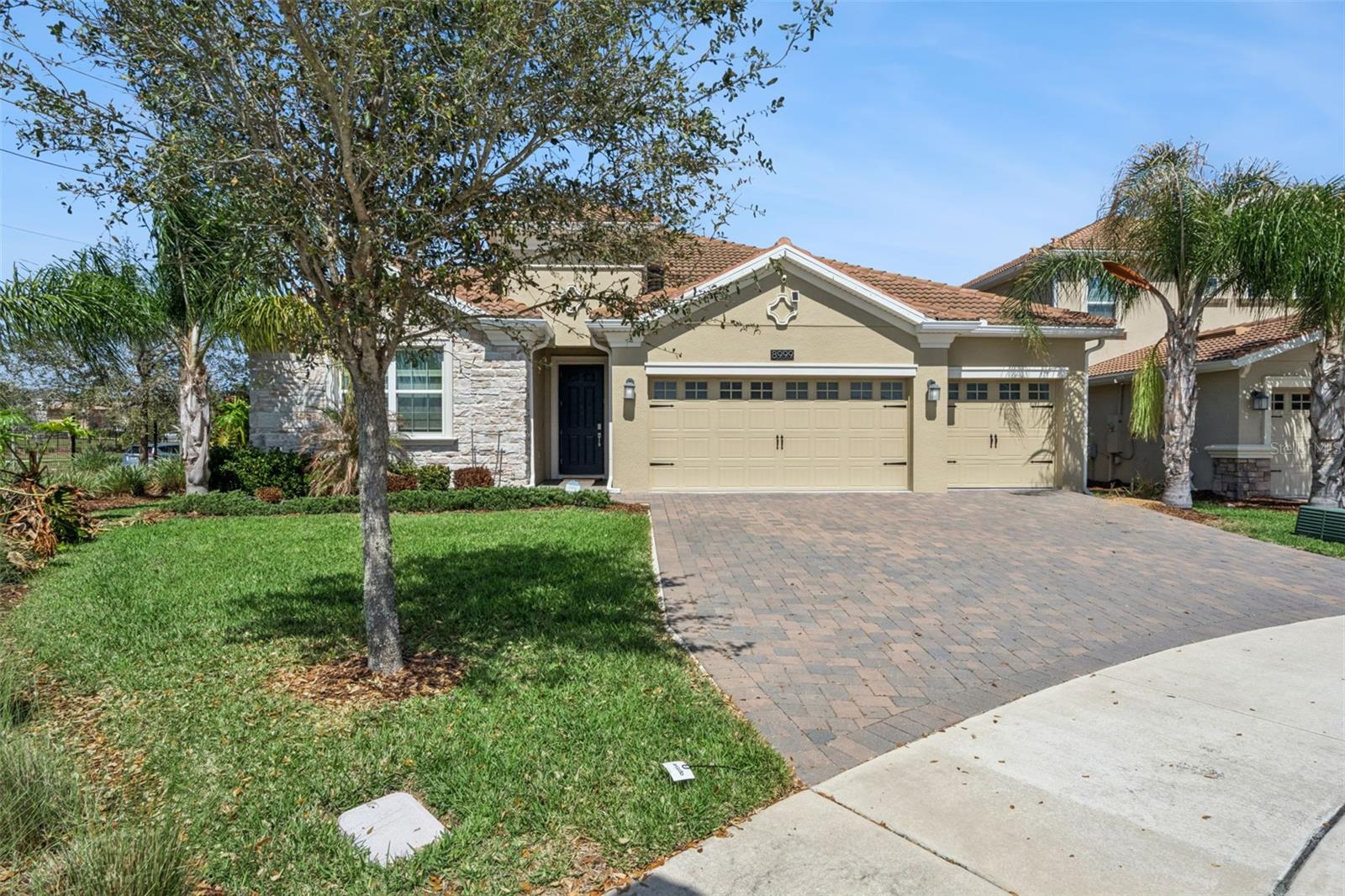 Photo of 8999 CROQUET COURT DAVENPORT FL 33896